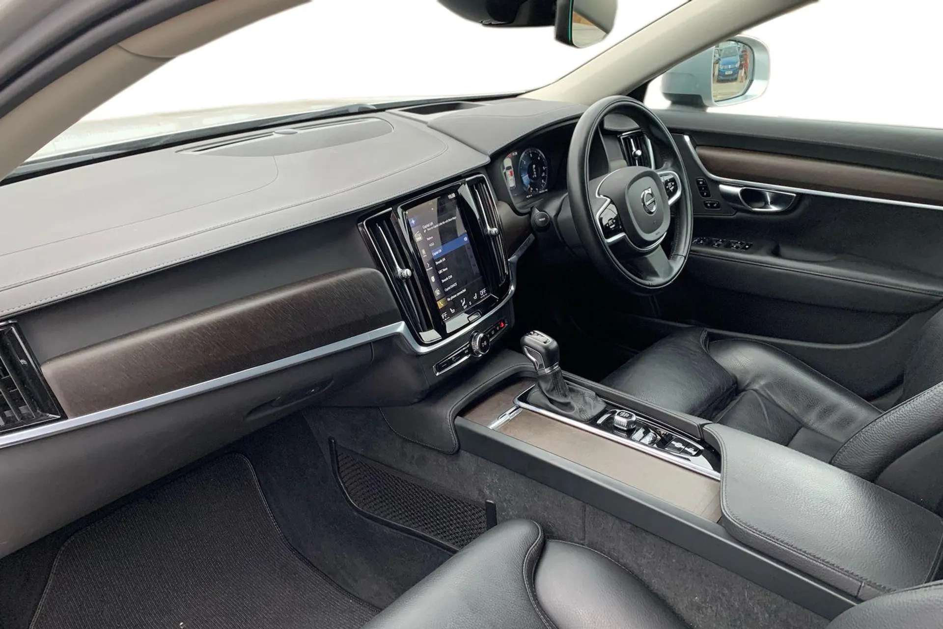 2020 VOLVO V90 2020 VOLVO V90