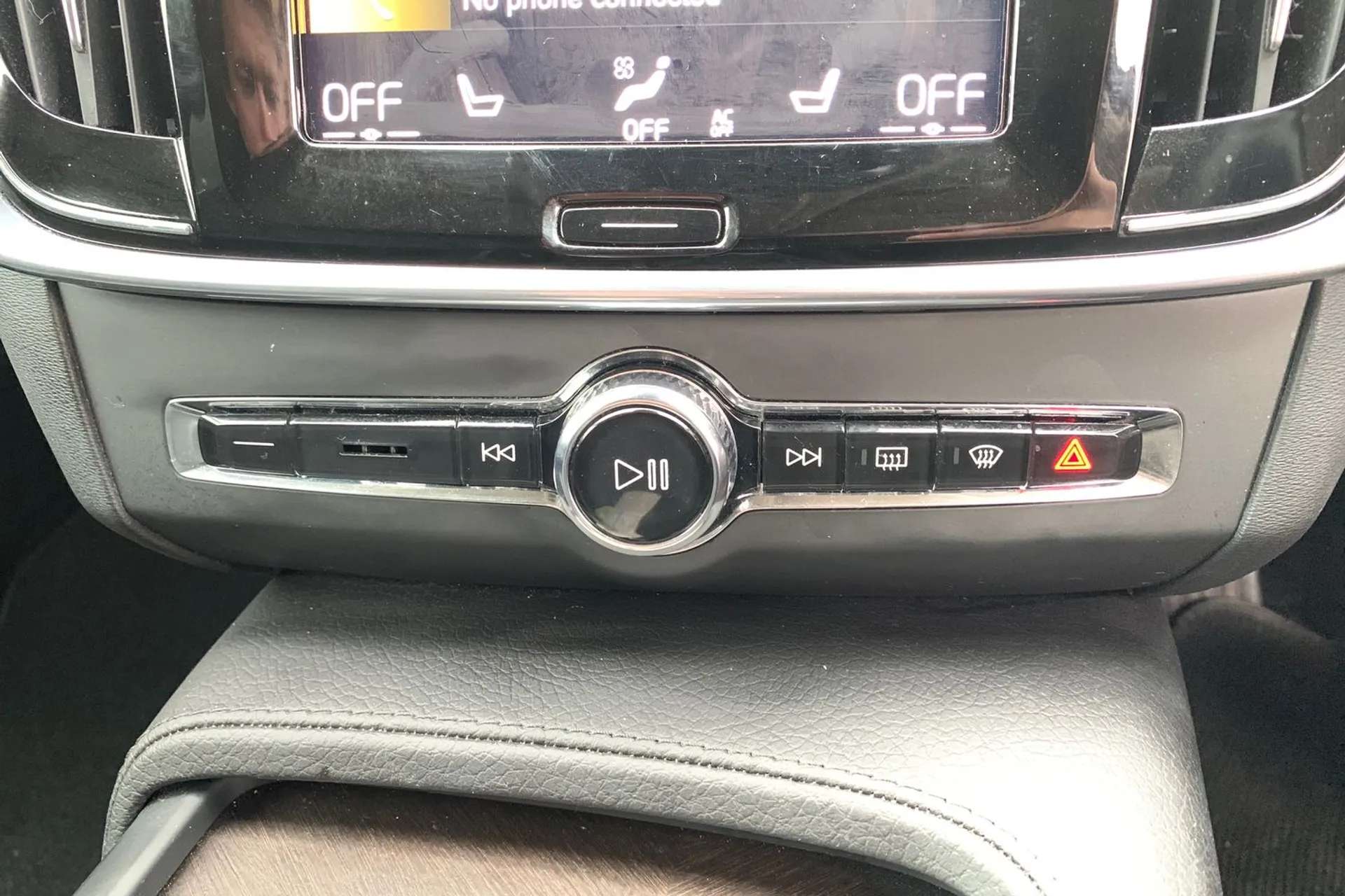 2020 VOLVO V90 2020 VOLVO V90