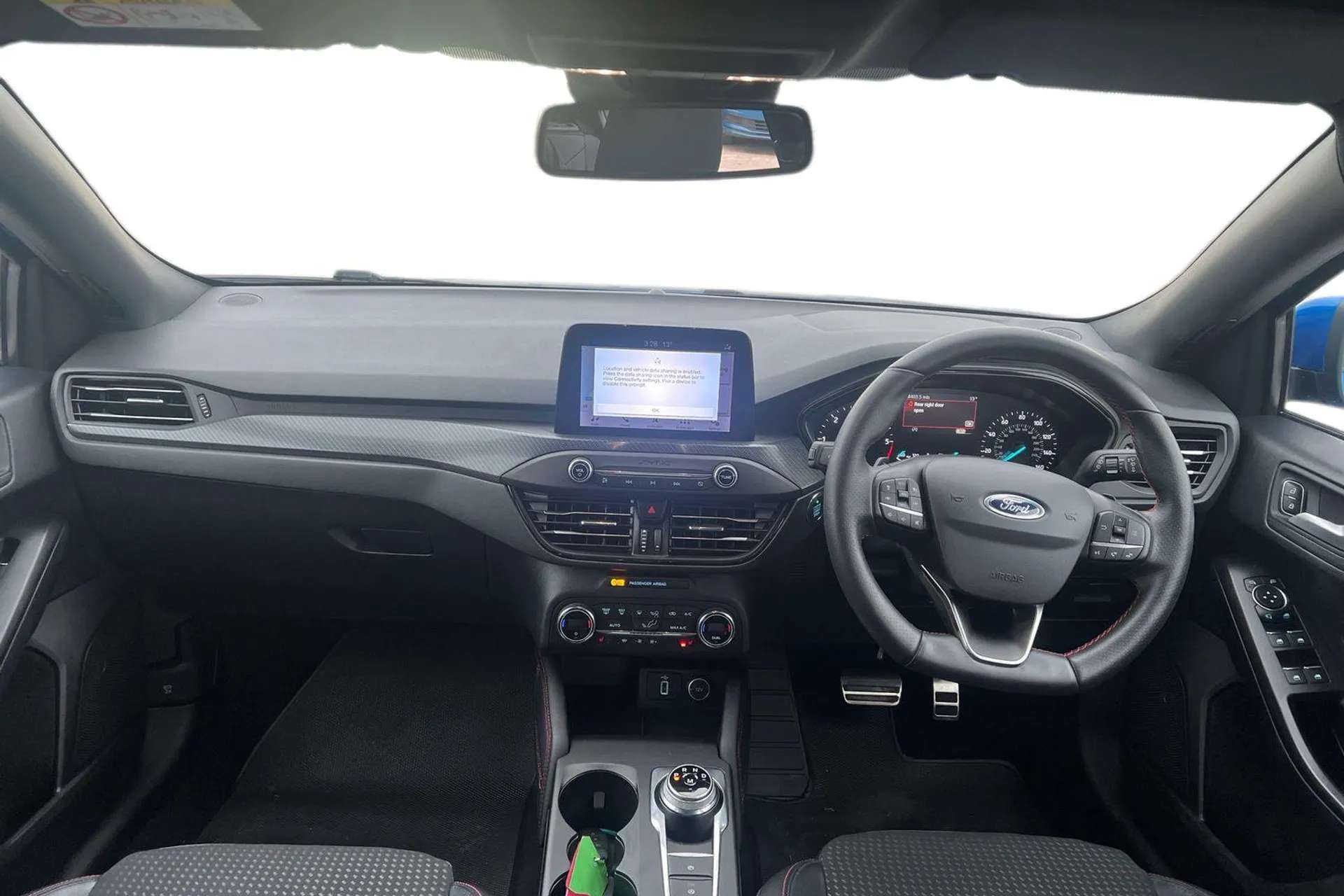 A 2019 FORD FOCUS 2.0 EcoBlue ST-Line X 5dr Auto [ LED Headlights , Hands-Free Tailgate , Convenience Pack , Wireless Charging Pad , 18" 5x2 spoke matt black machined f A 2019 FORD FOCUS 2.0 EcoBlue ST-Line X 5dr Auto [ LED Headlights , Hands-Free Tailgate , Convenience Pack , Wireless Charging Pad , 18" 5x2 spoke matt black machined f