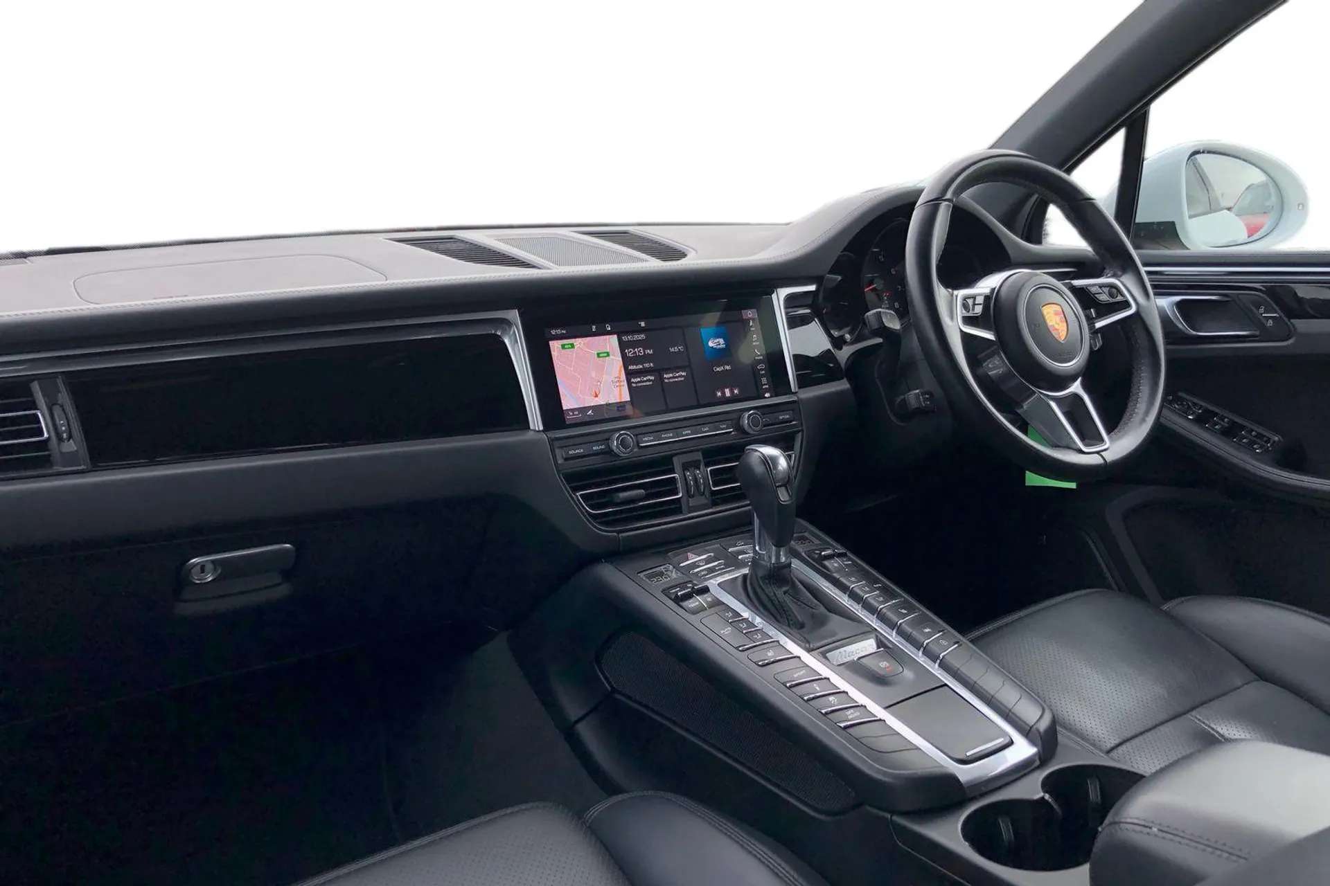 A 2018 PORSCHE MACAN 5dr PDK [ Privacy glass , Seat heating (front) , 21-Inch 911 Turbo Design Wheels , ParkAssist (front and rear) with reversing camera , Comfort lightin A 2018 PORSCHE MACAN 5dr PDK [ Privacy glass , Seat heating (front) , 21-Inch 911 Turbo Design Wheels , ParkAssist (front and rear) with reversing camera , Comfort lightin