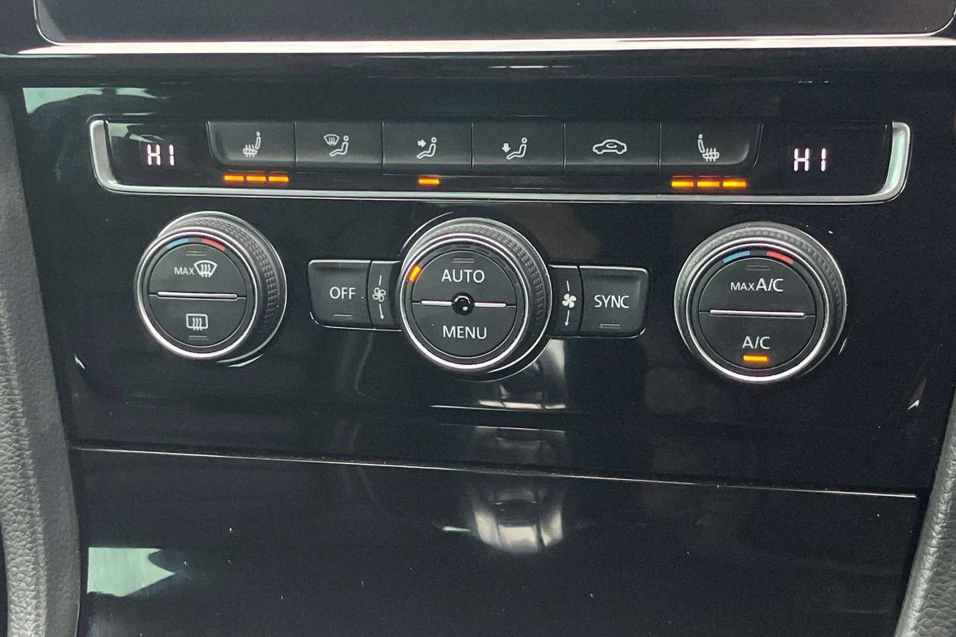 2018 VOLKSWAGEN GOLF 2018 VOLKSWAGEN GOLF