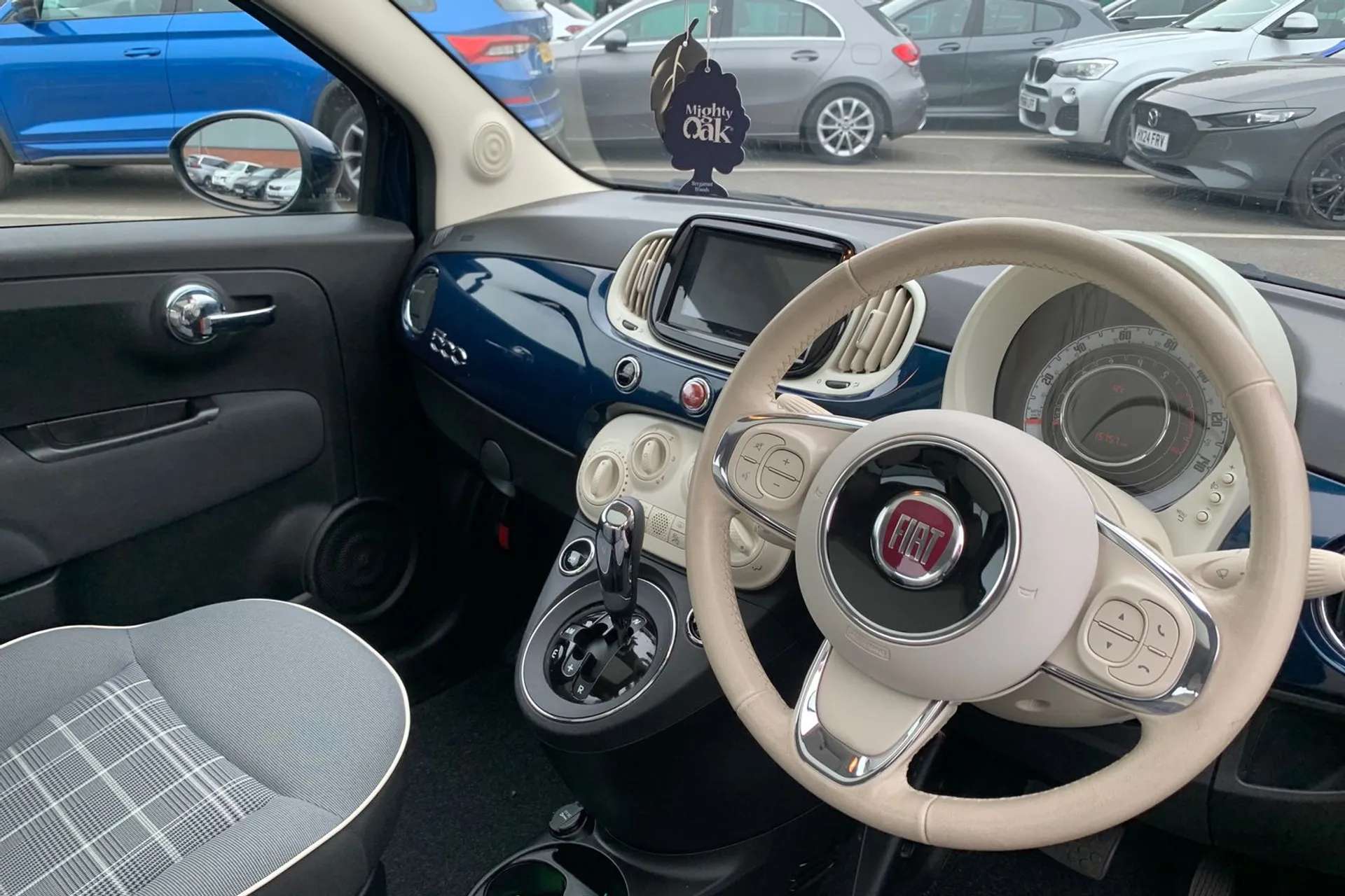 2019 FIAT 500 2019 FIAT 500