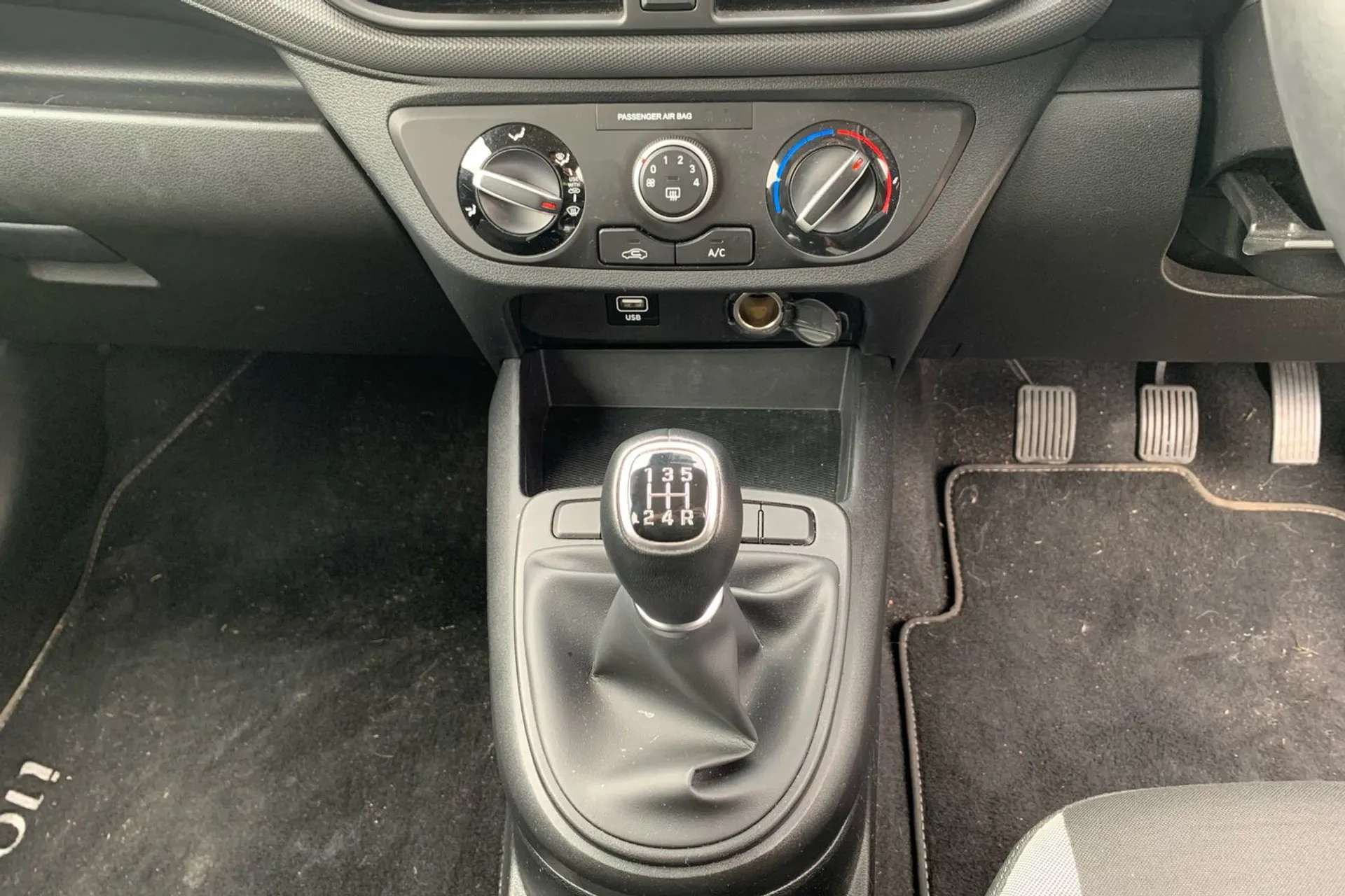 2022 HYUNDAI I10 2022 HYUNDAI I10