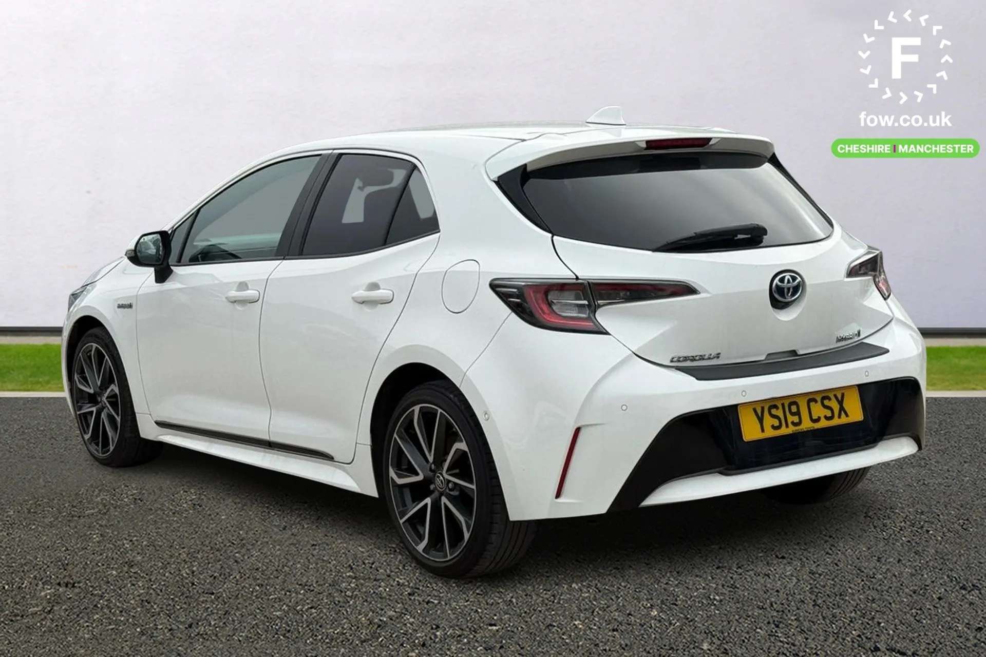 A 2019 TOYOTA COROLLA 1.8 VVT-i Hybrid Excel 5dr CVT [ Bluetooth telephone connectivity , Front parking sensor , Rear parking sensor , Intelligent park assist , Brake assis A 2019 TOYOTA COROLLA 1.8 VVT-i Hybrid Excel 5dr CVT [ Bluetooth telephone connectivity , Front parking sensor , Rear parking sensor , Intelligent park assist , Brake assis