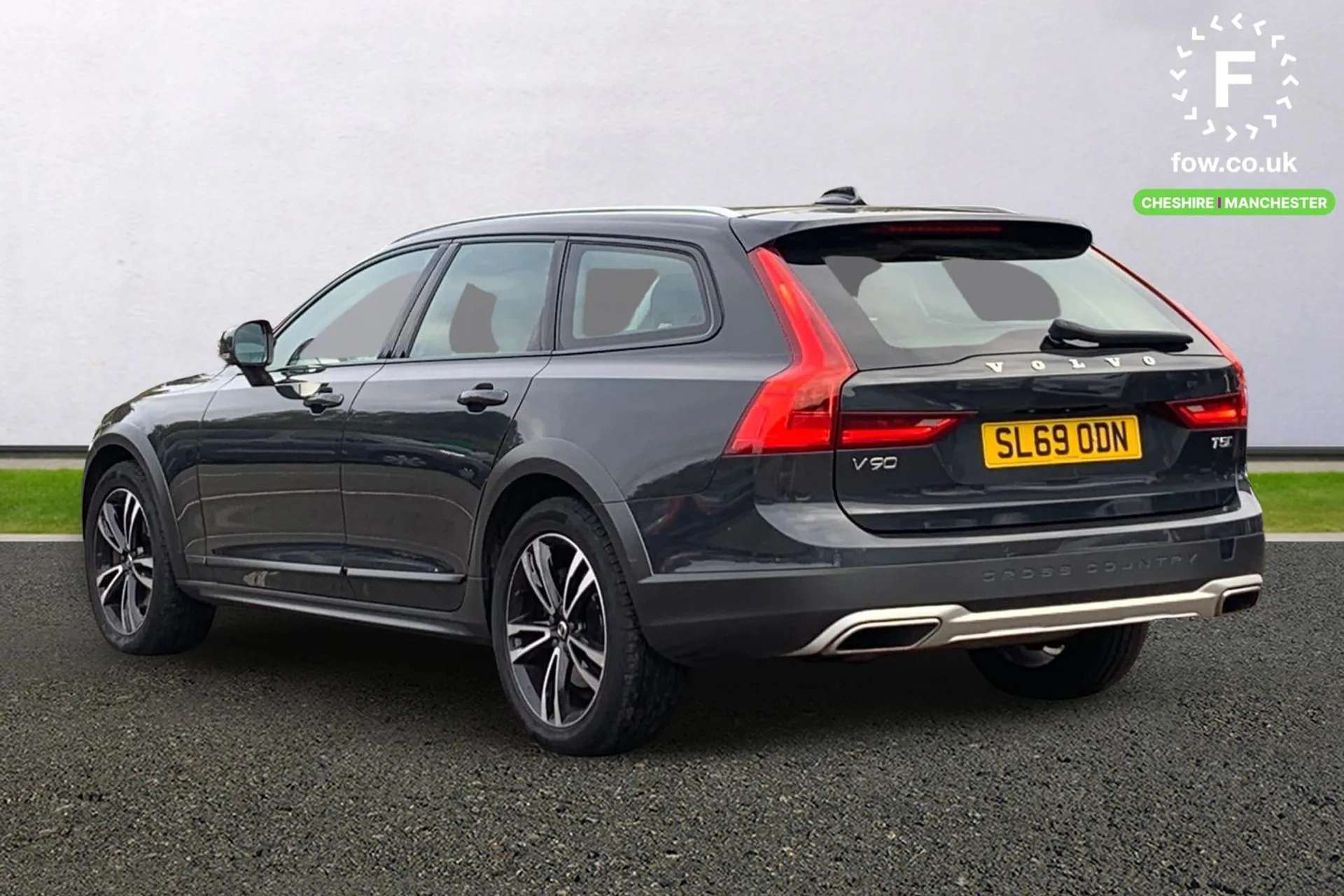 2019 VOLVO V90 2019 VOLVO V90