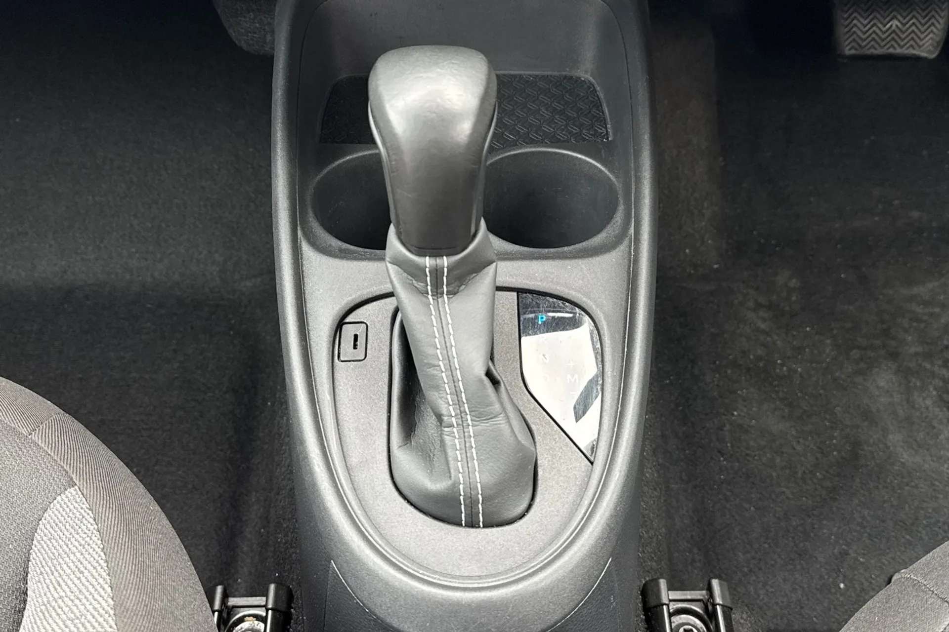 2023 TOYOTA AYGO X 2023 TOYOTA AYGO X