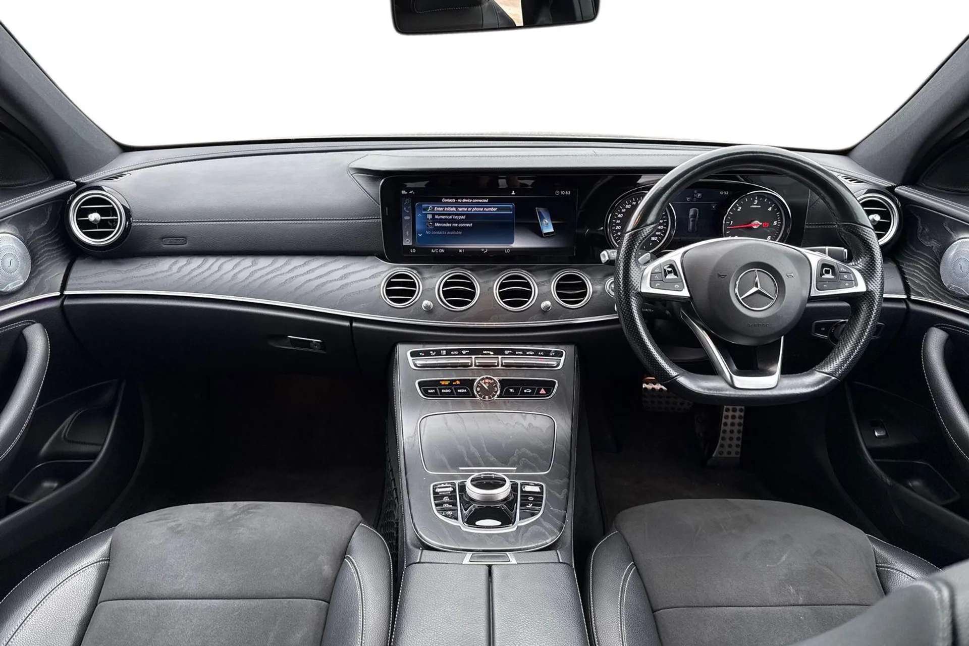 A 2018 MERCEDES-BENZ E CLASS E220d AMG Line Premium Plus 5dr 9G-Tronic [ Premium Plus pack , Park assist pilot with front and rear park assist , Easy-pack tailgate - Powered openi A 2018 MERCEDES-BENZ E CLASS E220d AMG Line Premium Plus 5dr 9G-Tronic [ Premium Plus pack , Park assist pilot with front and rear park assist , Easy-pack tailgate - Powered openi