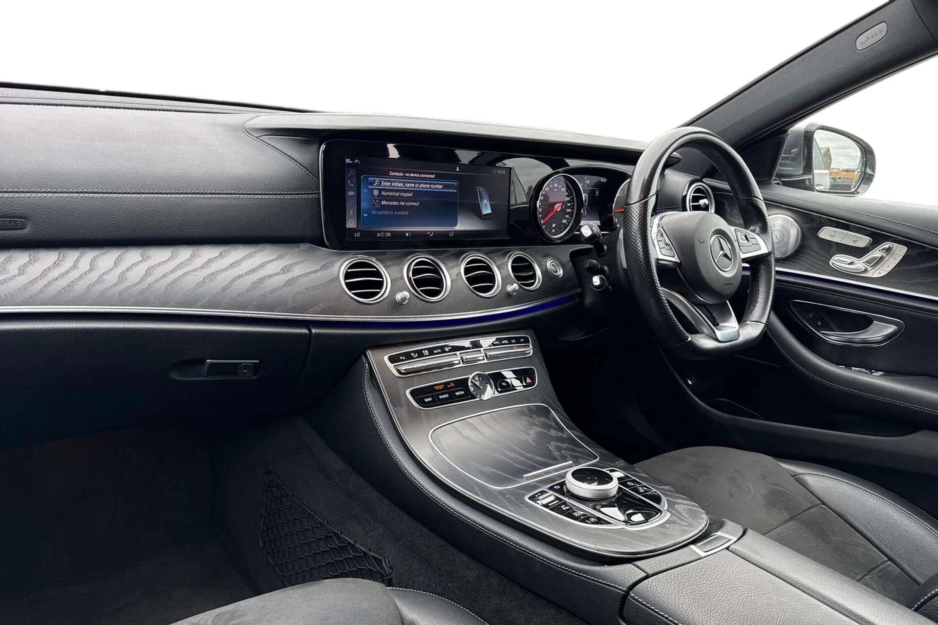 A 2018 MERCEDES-BENZ E CLASS E220d AMG Line Premium Plus 5dr 9G-Tronic [ Premium Plus pack , Park assist pilot with front and rear park assist , Easy-pack tailgate - Powered openi A 2018 MERCEDES-BENZ E CLASS E220d AMG Line Premium Plus 5dr 9G-Tronic [ Premium Plus pack , Park assist pilot with front and rear park assist , Easy-pack tailgate - Powered openi