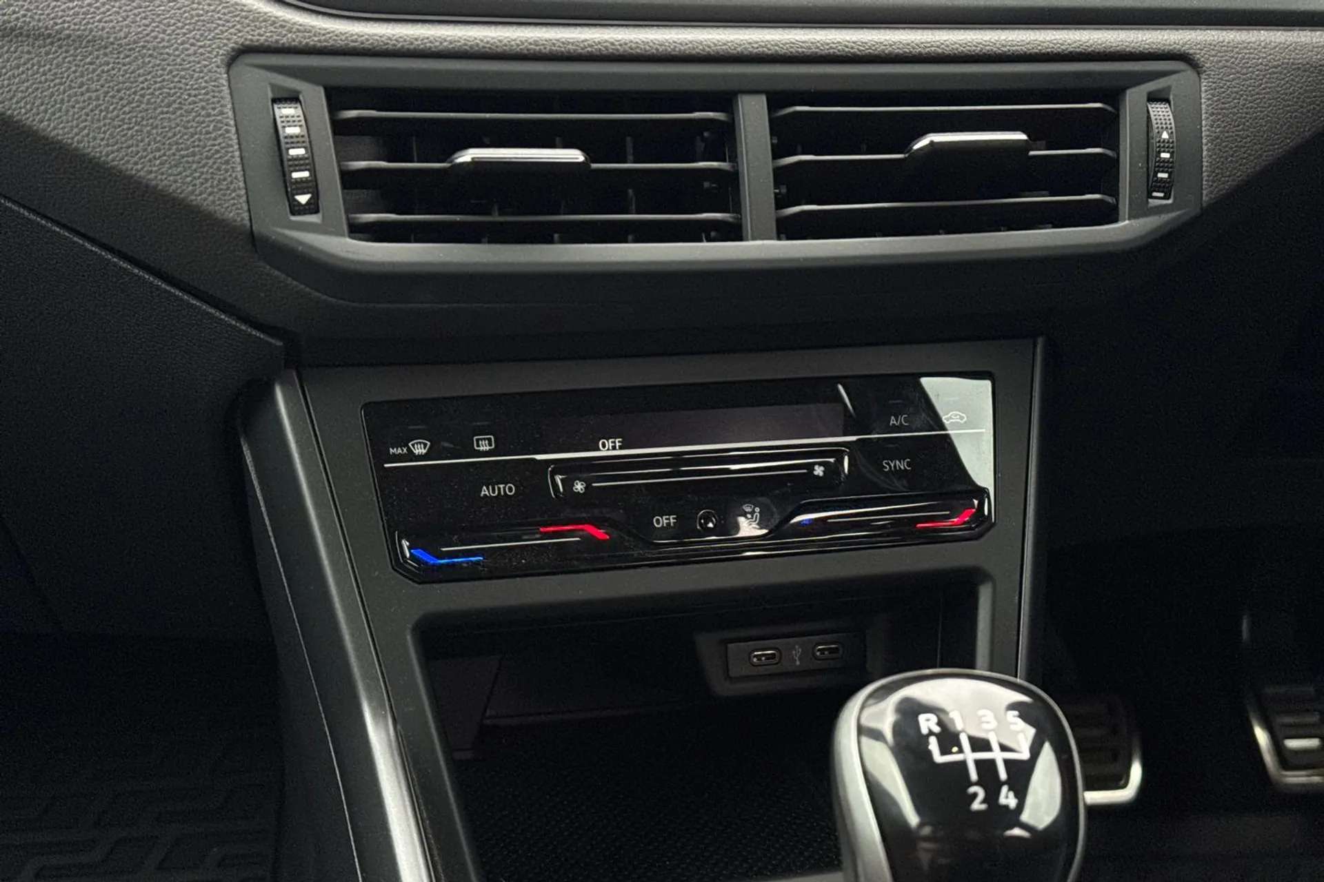 2022 VOLKSWAGEN POLO 2022 VOLKSWAGEN POLO