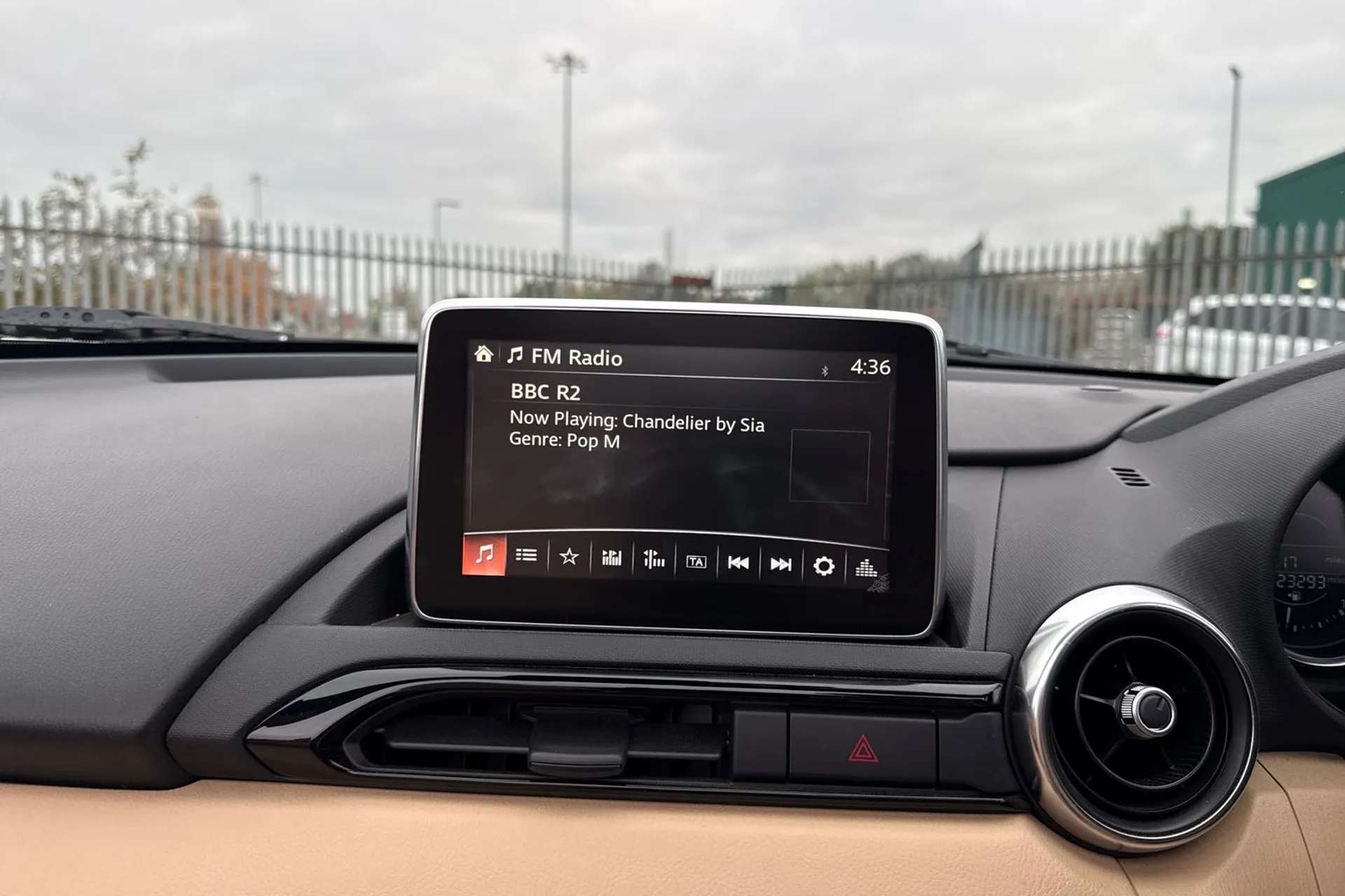 2015 MAZDA MX-5 2015 MAZDA MX-5