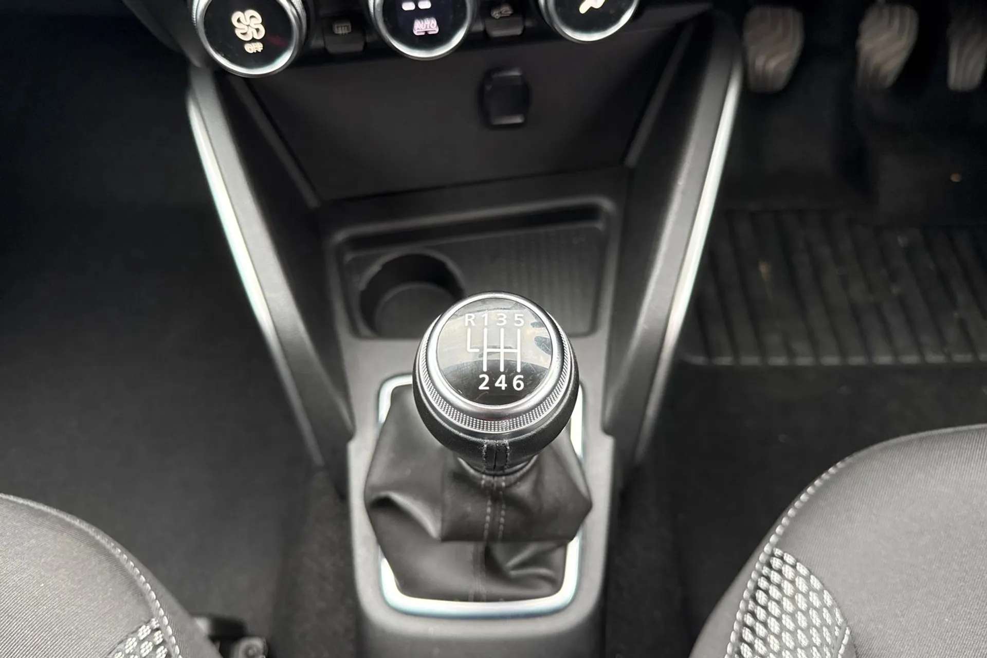 2020 DACIA DUSTER 2020 DACIA DUSTER