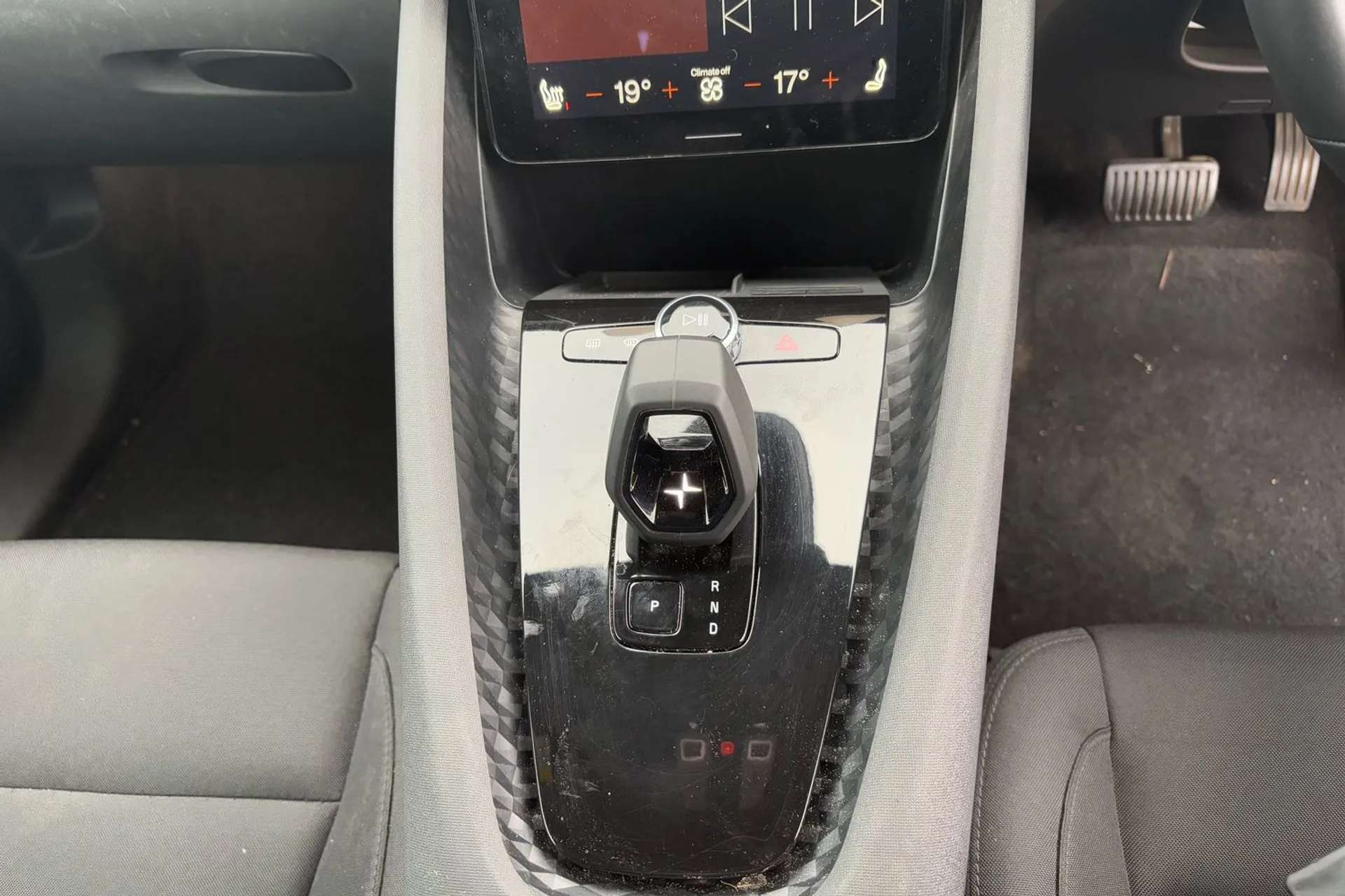 2021 POLESTAR 2 2021 POLESTAR 2