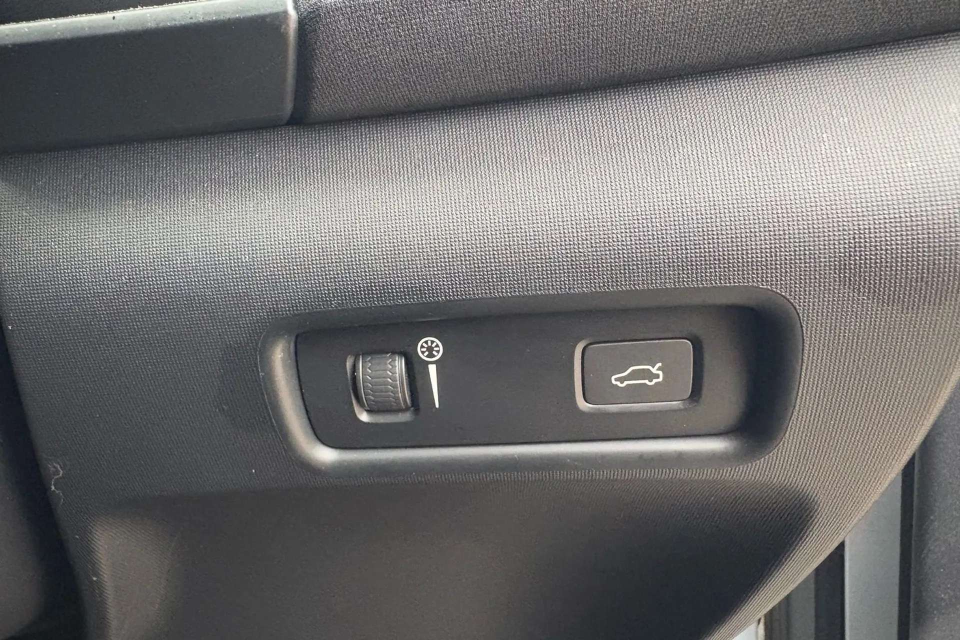 2021 POLESTAR 2 2021 POLESTAR 2