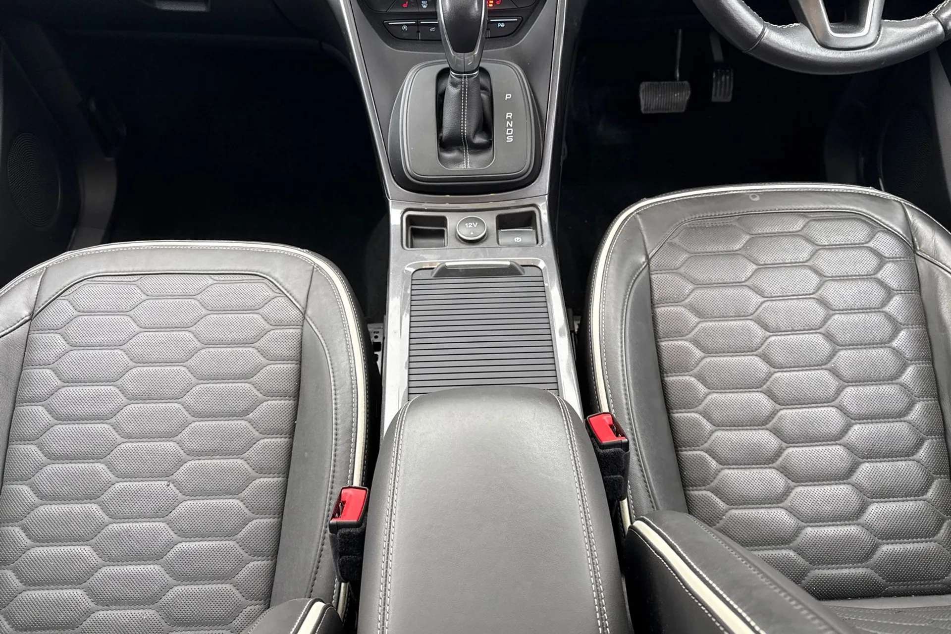 2018 FORD KUGA VIGNALE 2018 FORD KUGA VIGNALE