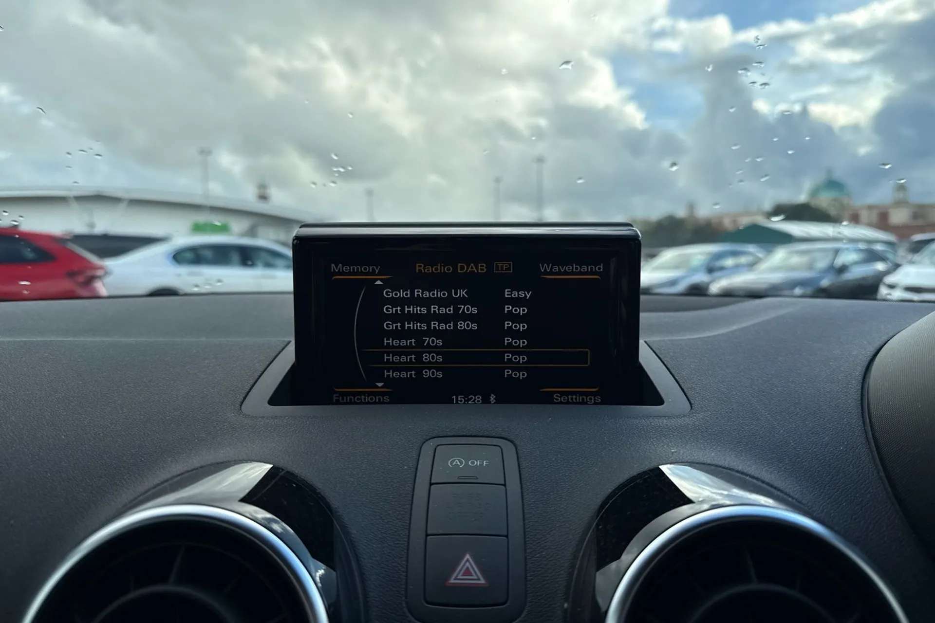 2017 AUDI A1 2017 AUDI A1