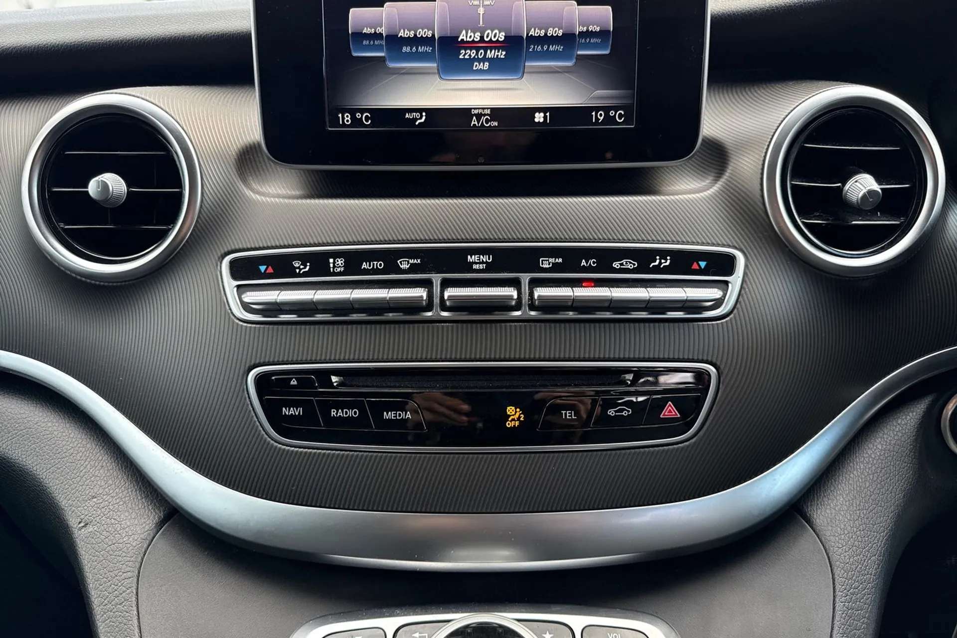 2016 MERCEDES-BENZ V CLASS 2016 MERCEDES-BENZ V CLASS