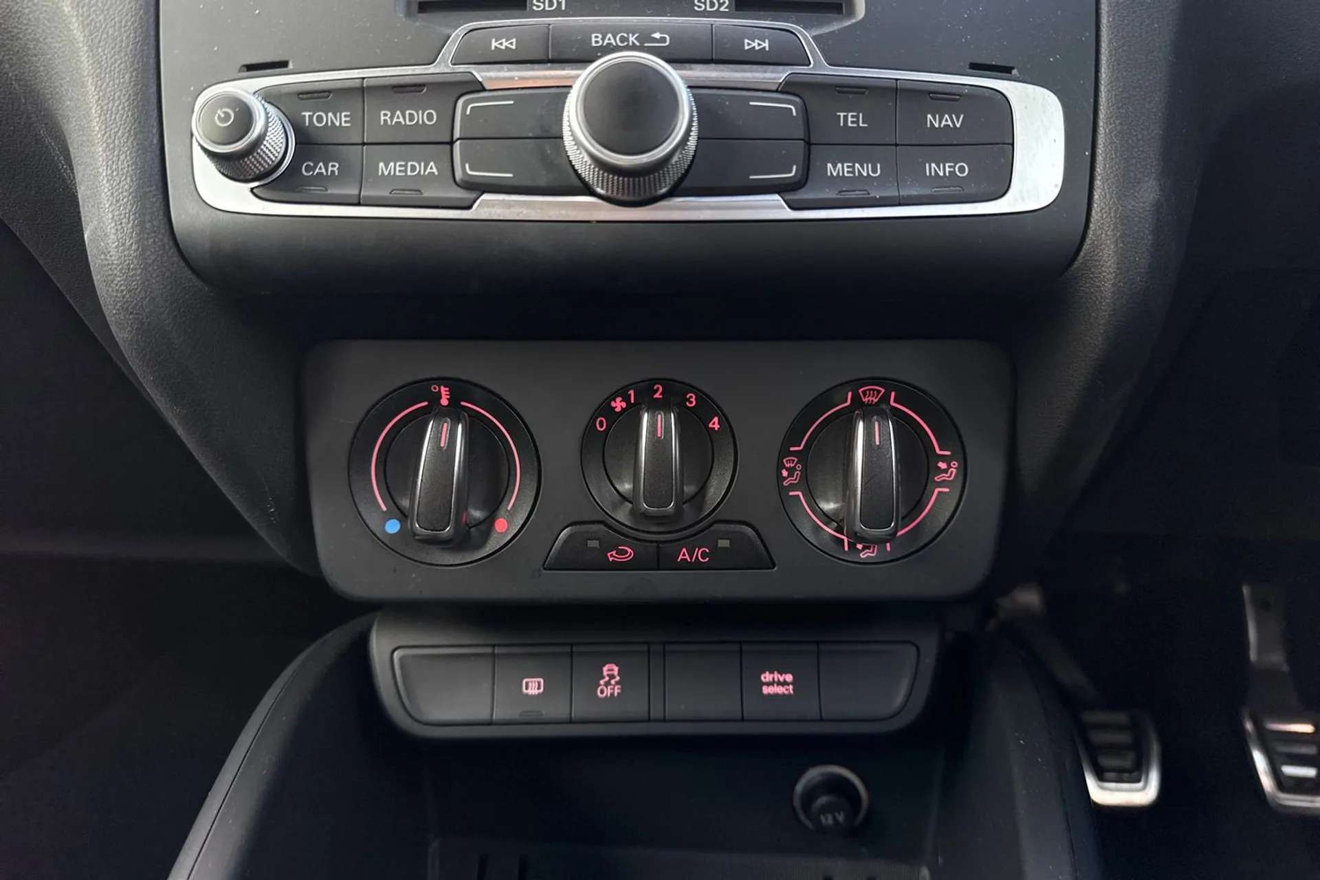 2017 AUDI A1 2017 AUDI A1