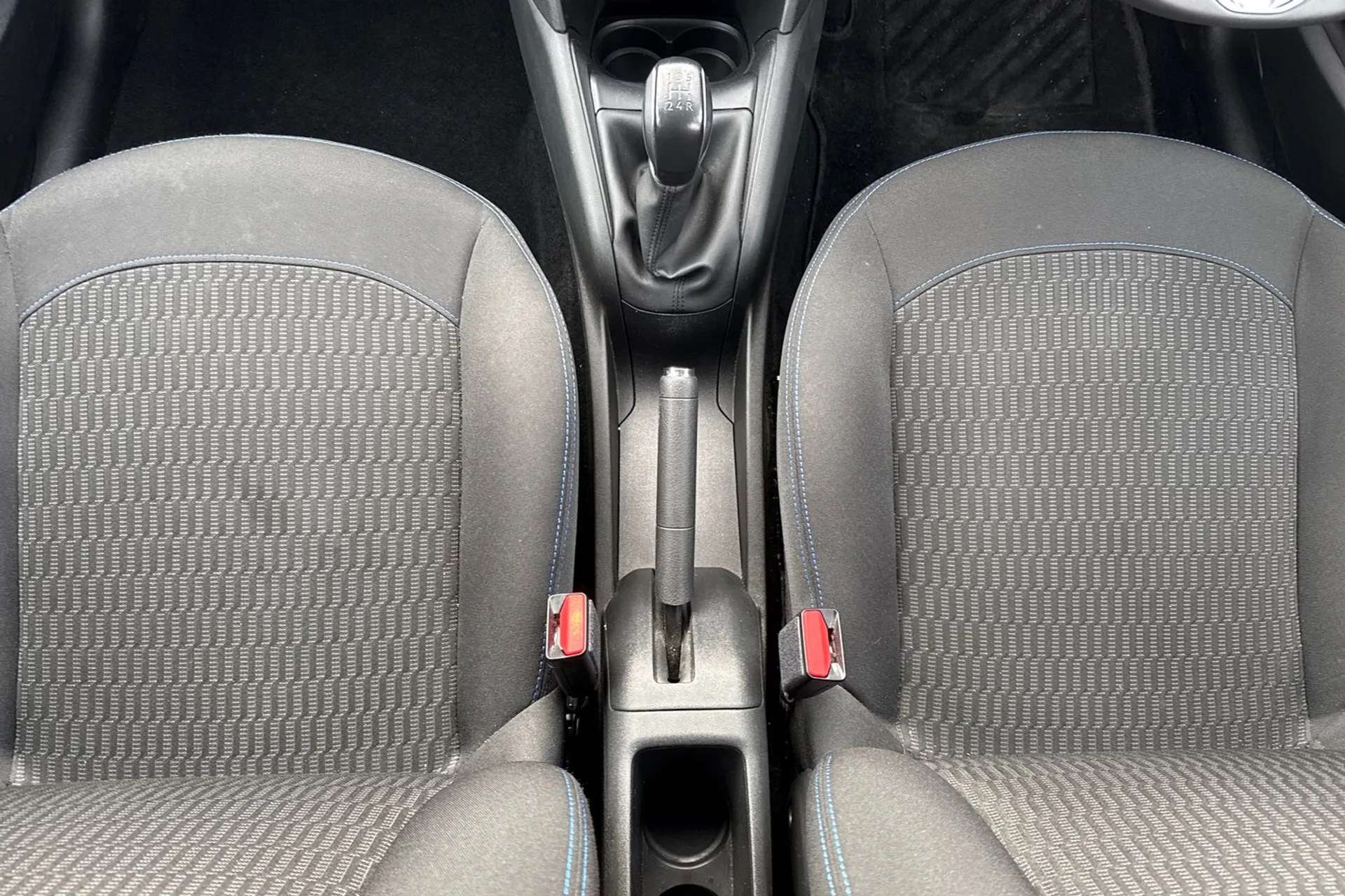 2019 PEUGEOT 208 2019 PEUGEOT 208