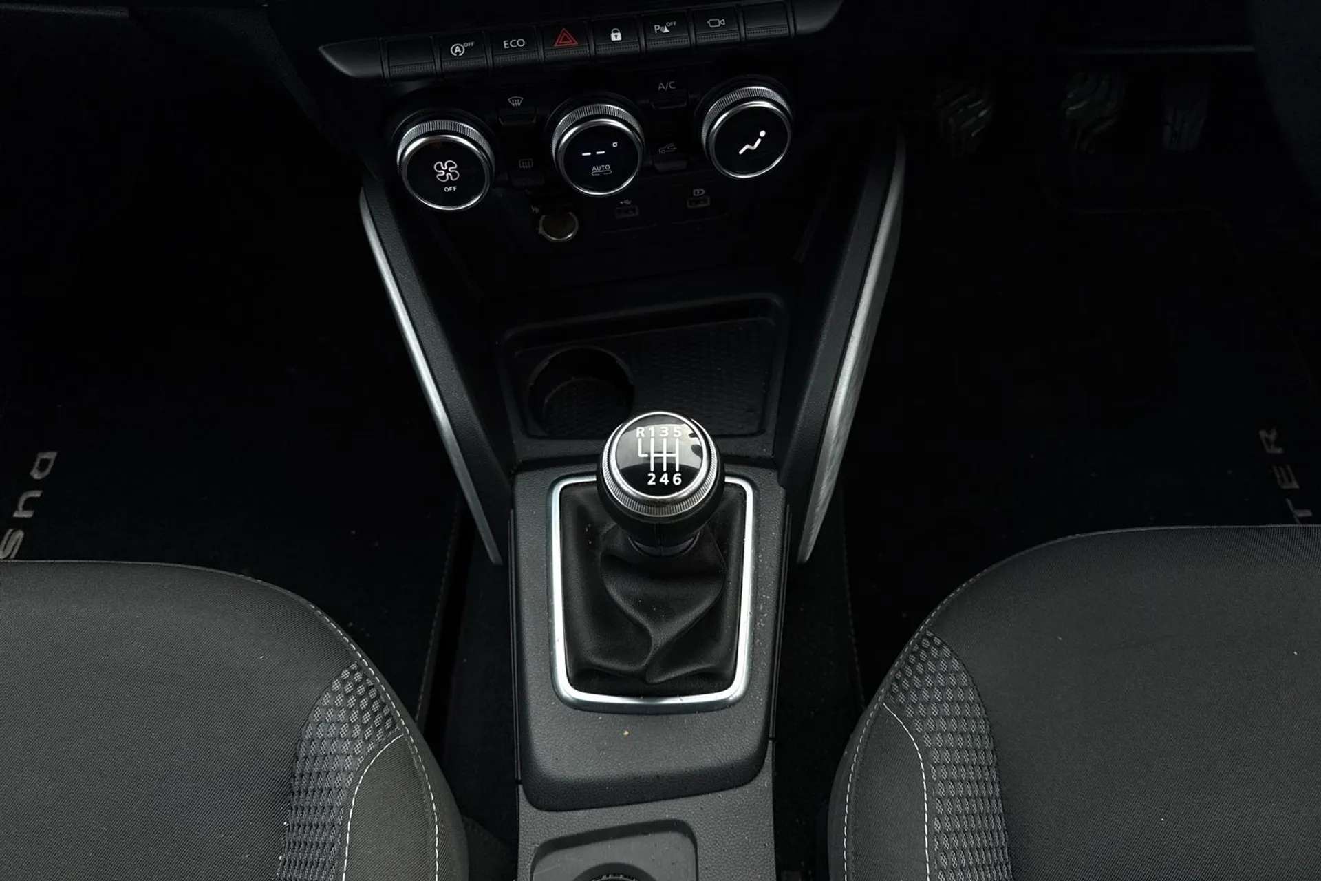 2022 DACIA DUSTER 2022 DACIA DUSTER