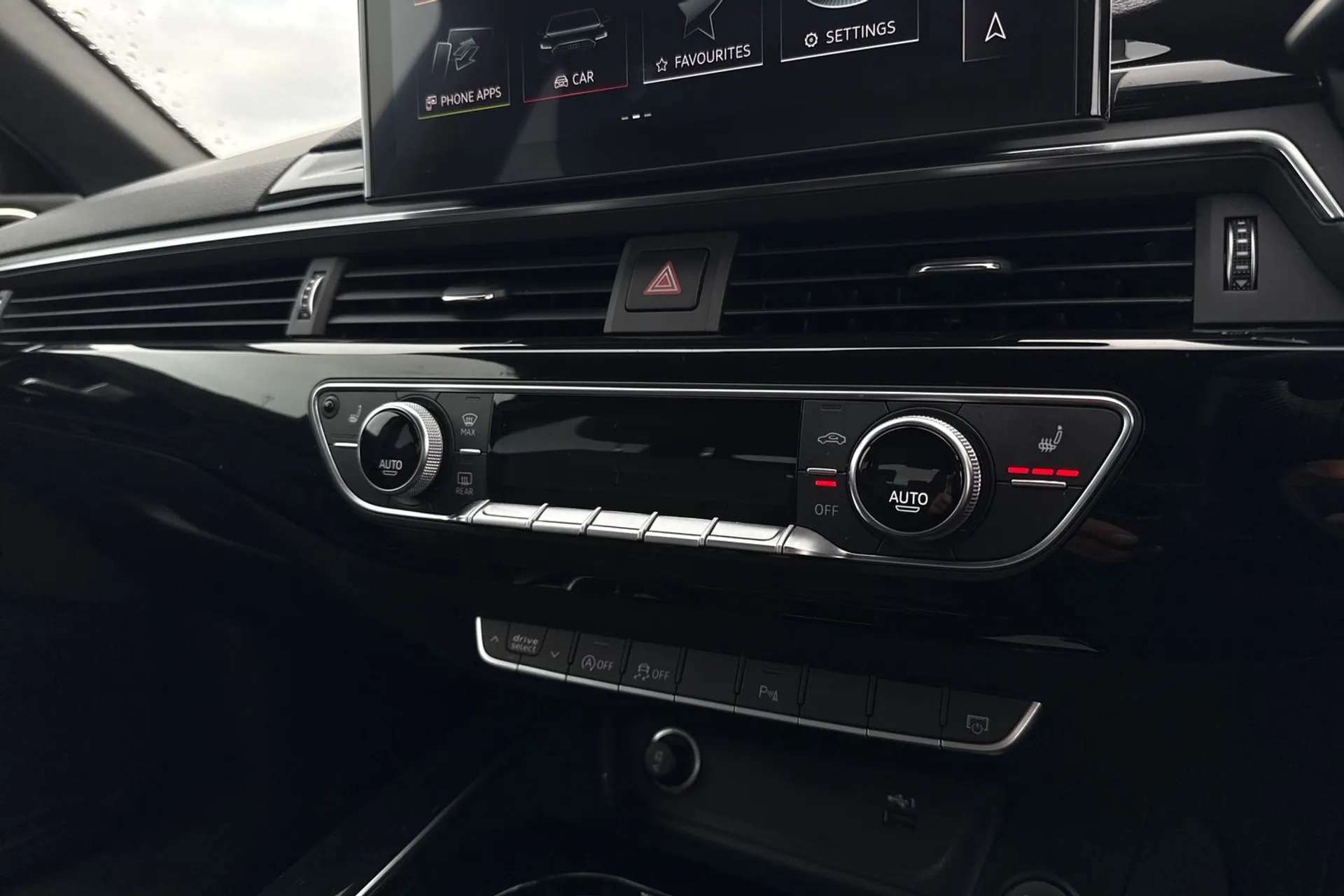 2021 AUDI A4 2021 AUDI A4