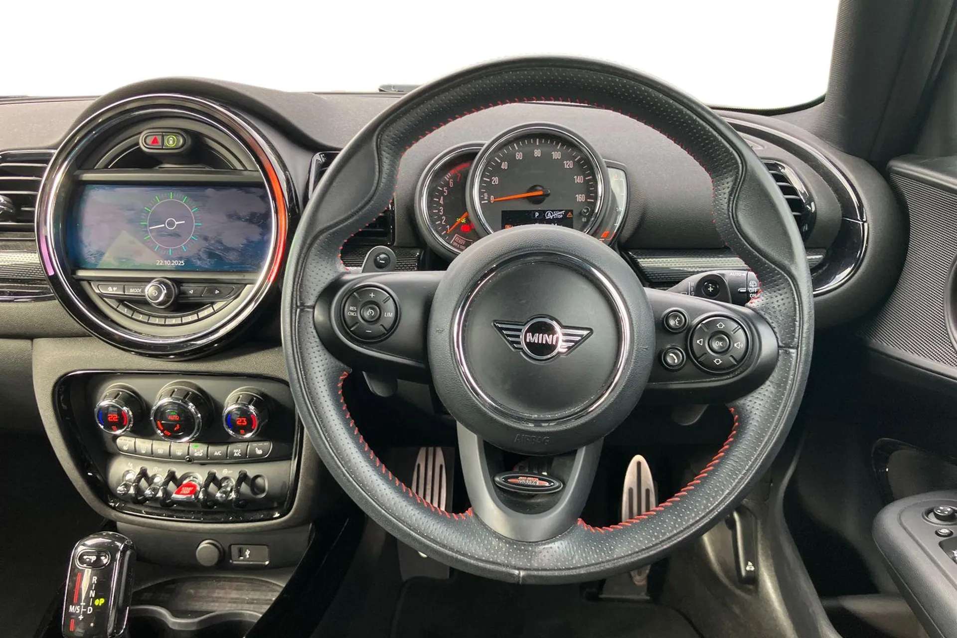 2019 MINI CLUBMAN 2019 MINI CLUBMAN