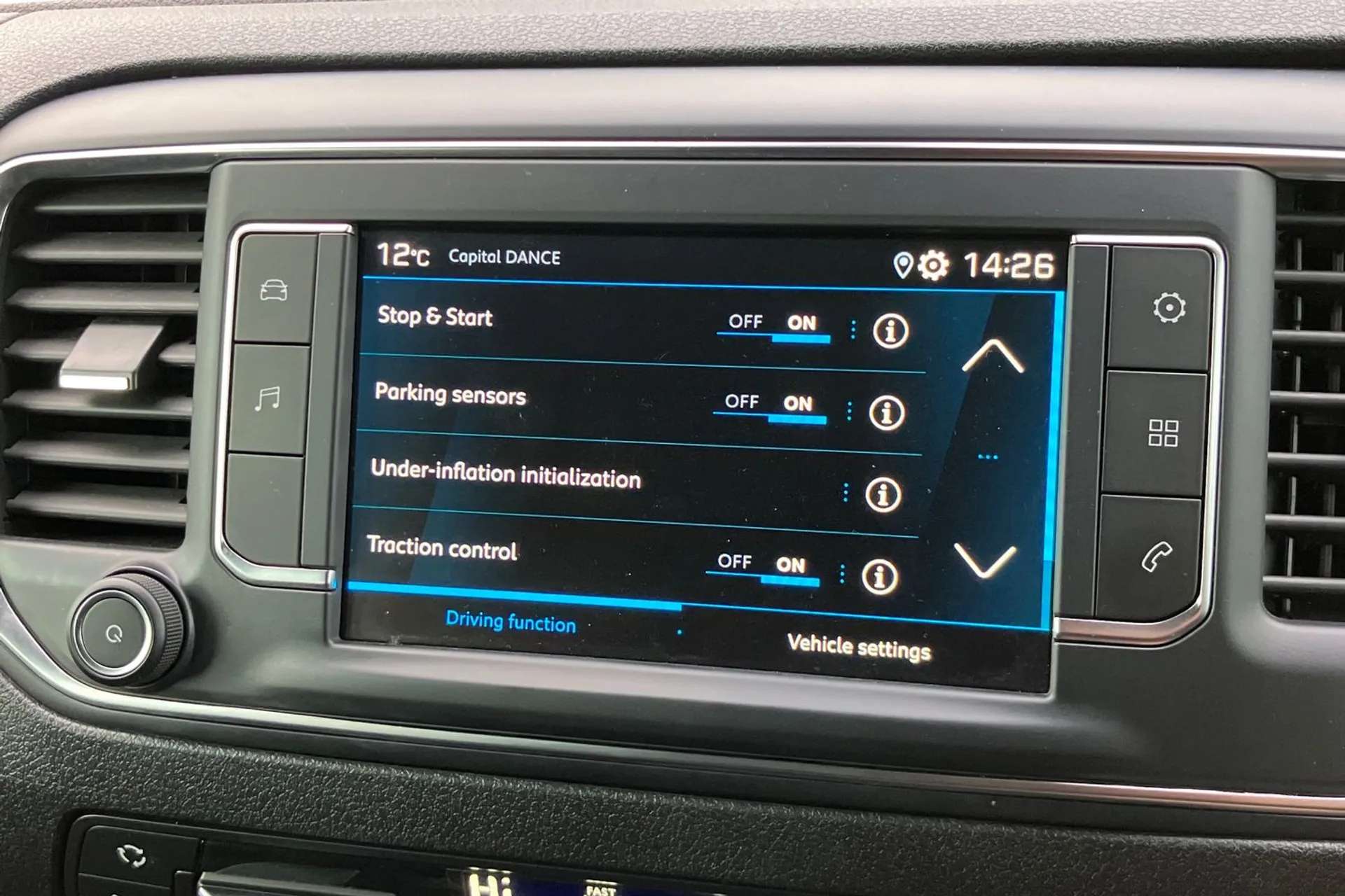 2020 PEUGEOT TRAVELLER 2020 PEUGEOT TRAVELLER