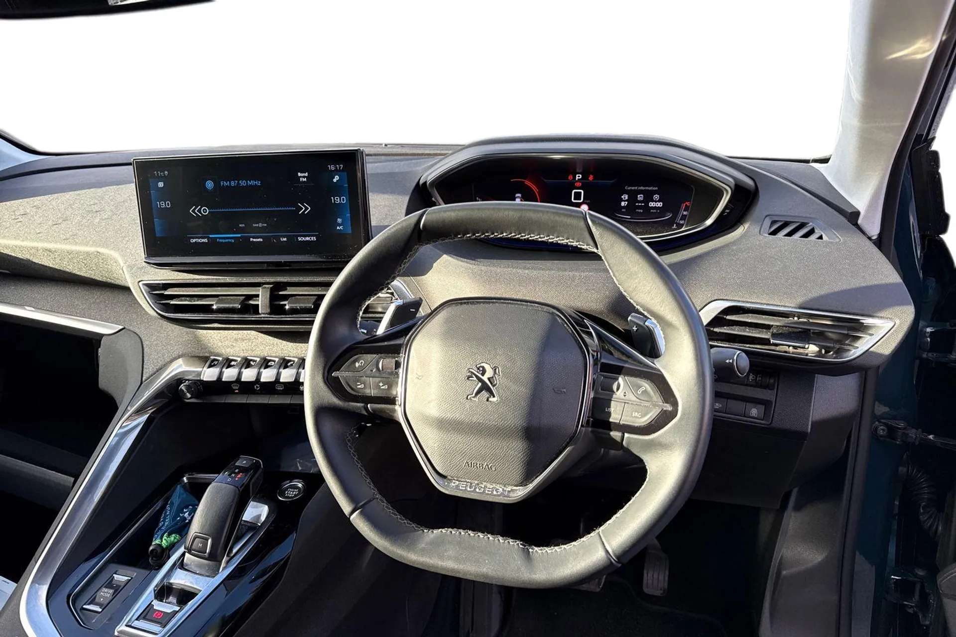 2022 PEUGEOT 3008 2022 PEUGEOT 3008