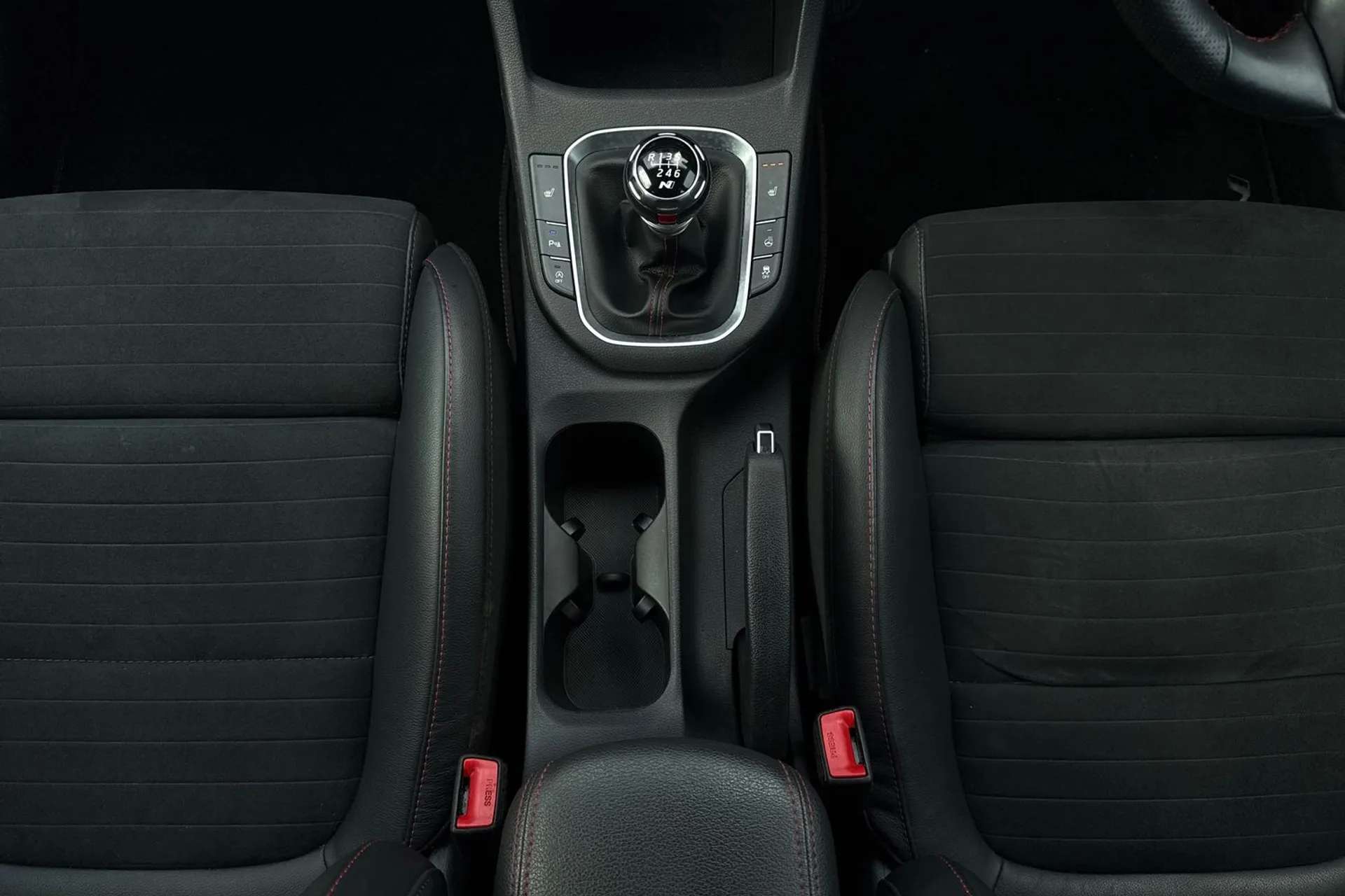 2019 HYUNDAI I30 FASTBACK 2019 HYUNDAI I30 FASTBACK