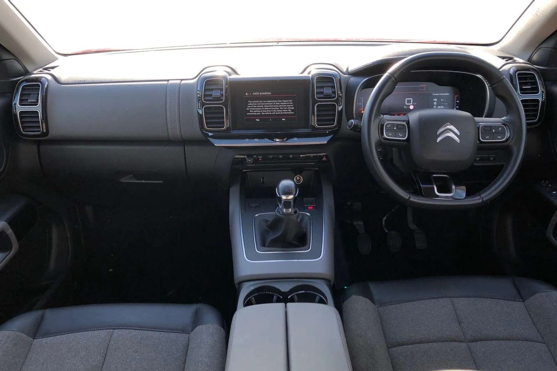 A 2022 CITROEN C5 AIRCROSS 1.2 PureTech 130 Shine 5dr [ Front parking sensors , Rear parking sensors , Top rear vision reversing camera , 18" Swirl two tone diamond cut alloy wh A 2022 CITROEN C5 AIRCROSS 1.2 PureTech 130 Shine 5dr [ Front parking sensors , Rear parking sensors , Top rear vision reversing camera , 18" Swirl two tone diamond cut alloy wh