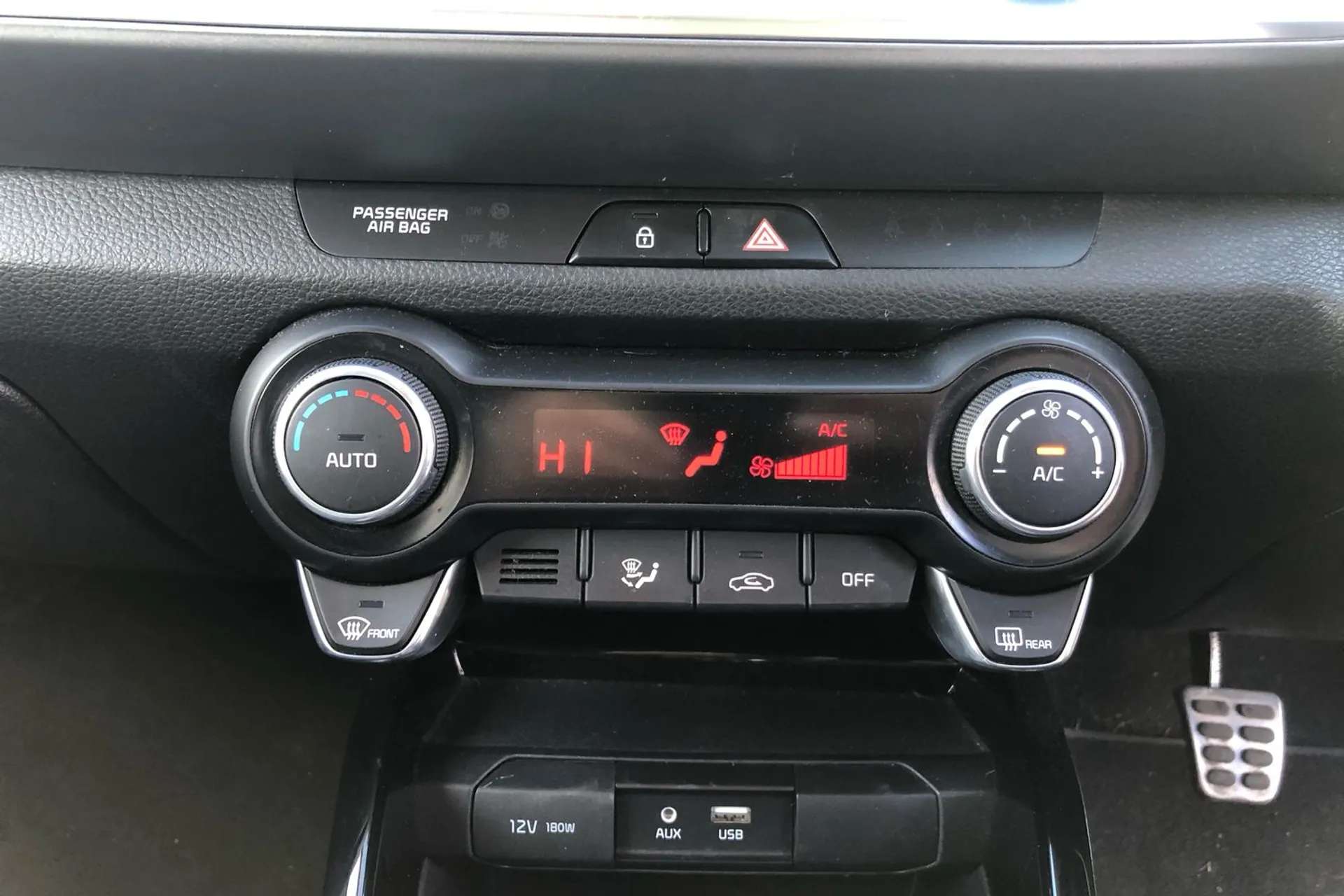 2019 KIA STONIC 2019 KIA STONIC