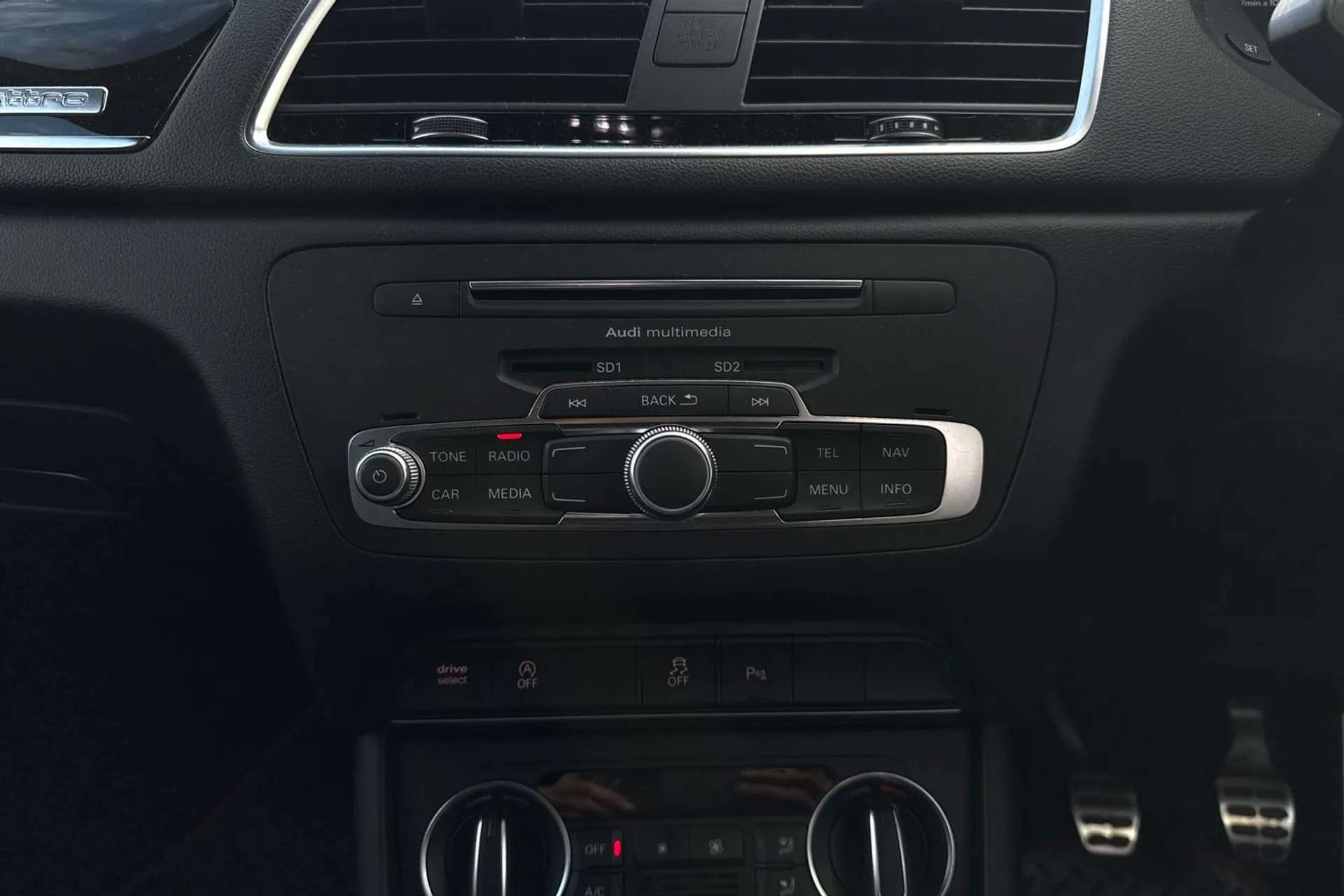 2017 AUDI Q3 2017 AUDI Q3