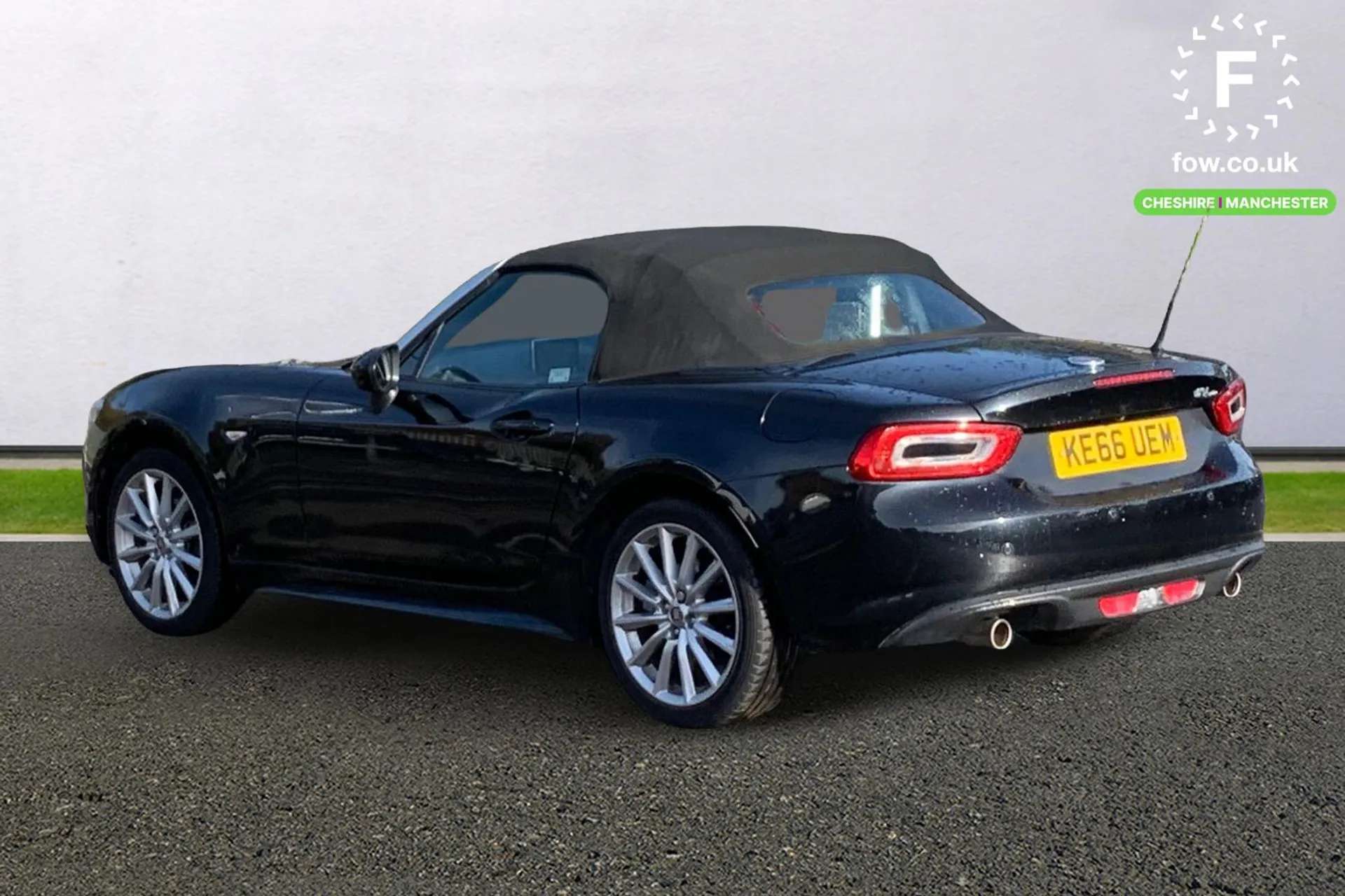 2017 FIAT 124 SPIDER 2017 FIAT 124 SPIDER