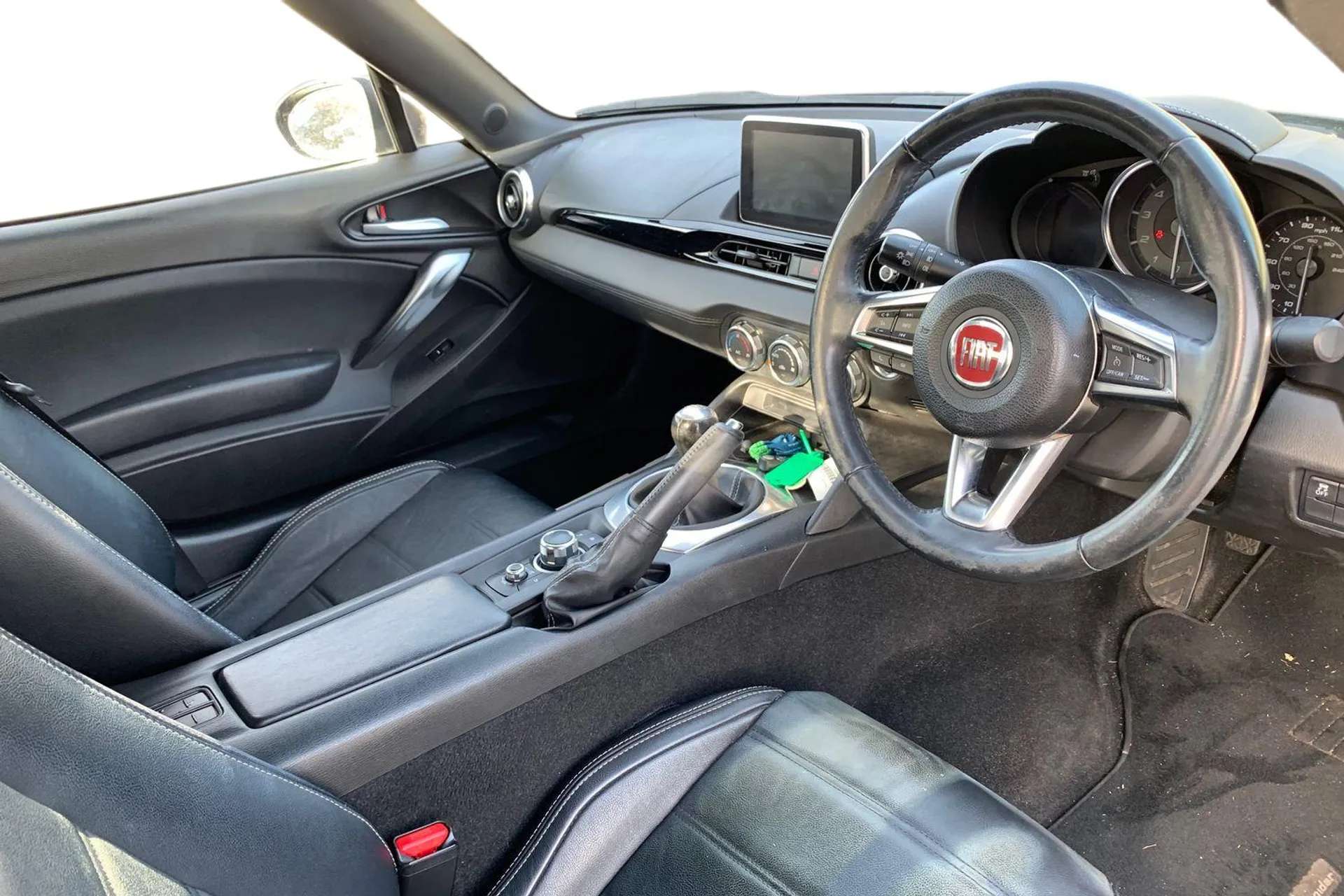 2017 FIAT 124 SPIDER 2017 FIAT 124 SPIDER