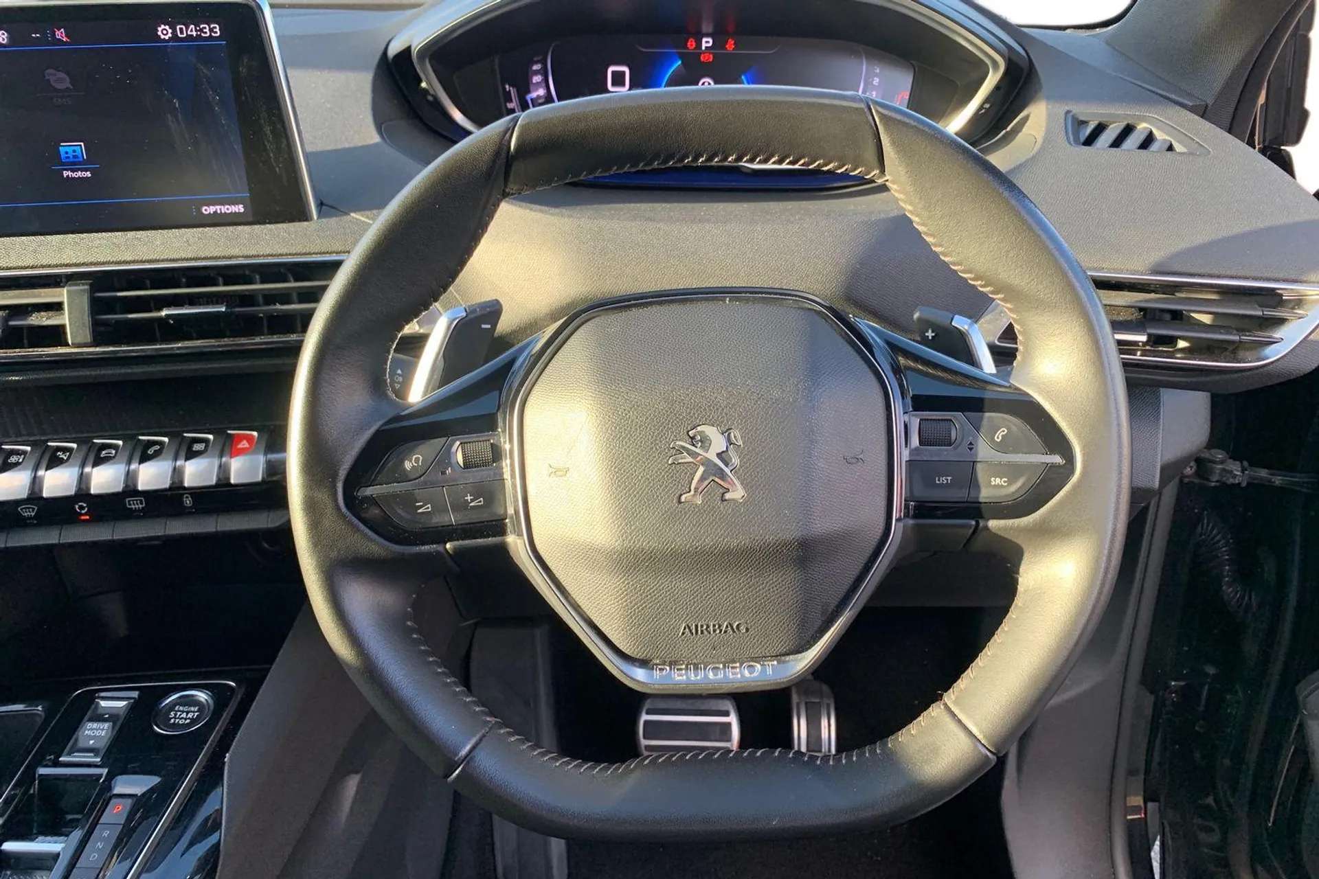 2023 PEUGEOT 3008 2023 PEUGEOT 3008