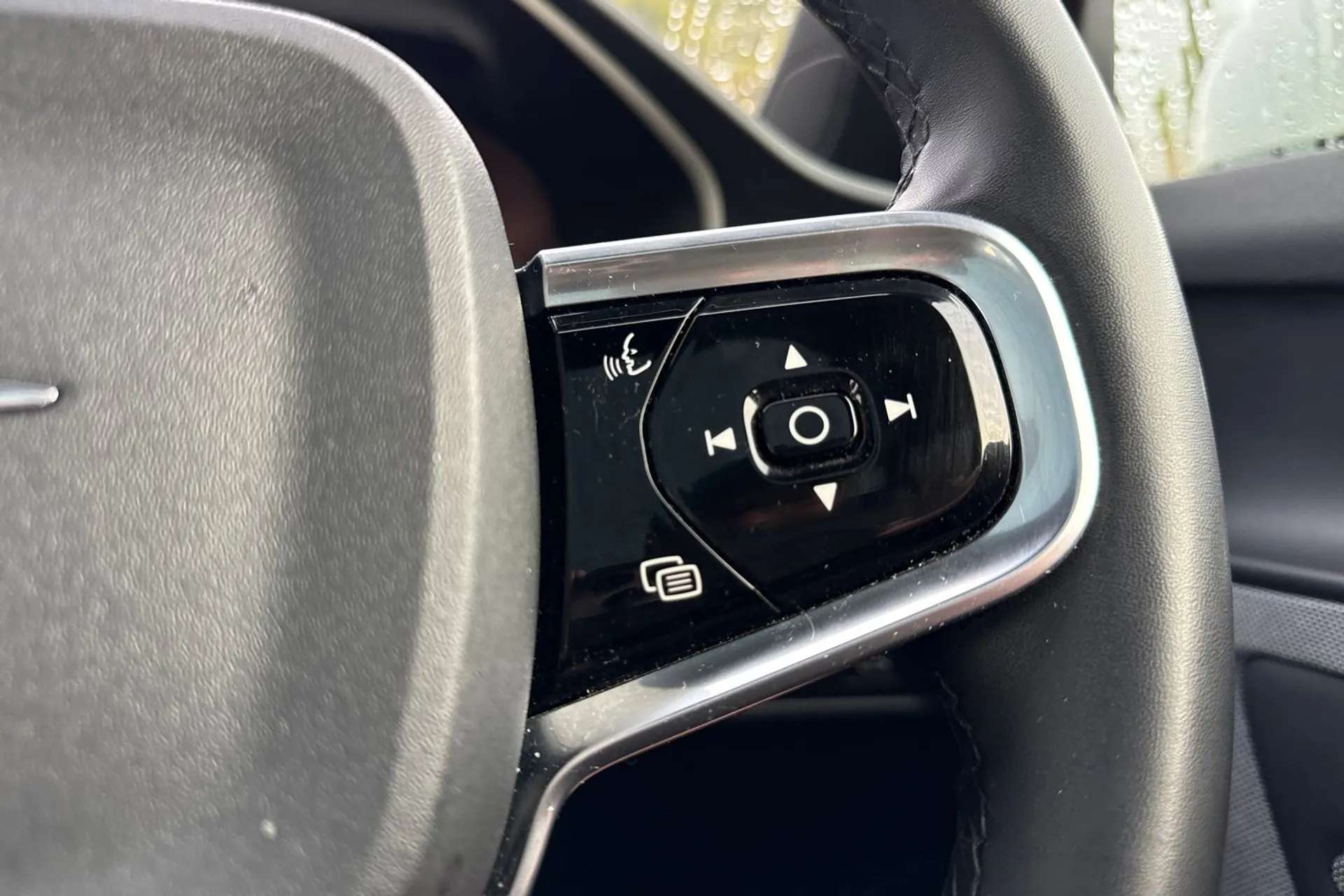 2020 POLESTAR 2 2020 POLESTAR 2