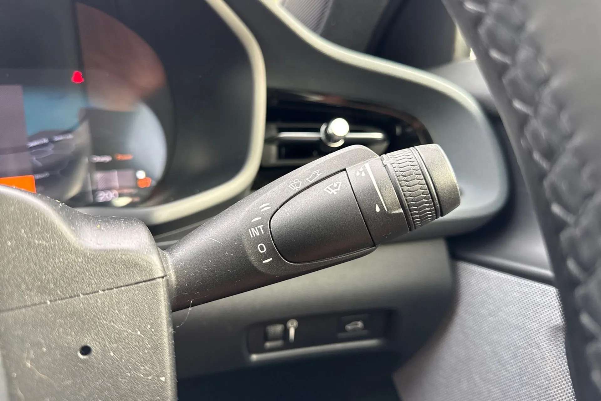 2020 POLESTAR 2 2020 POLESTAR 2