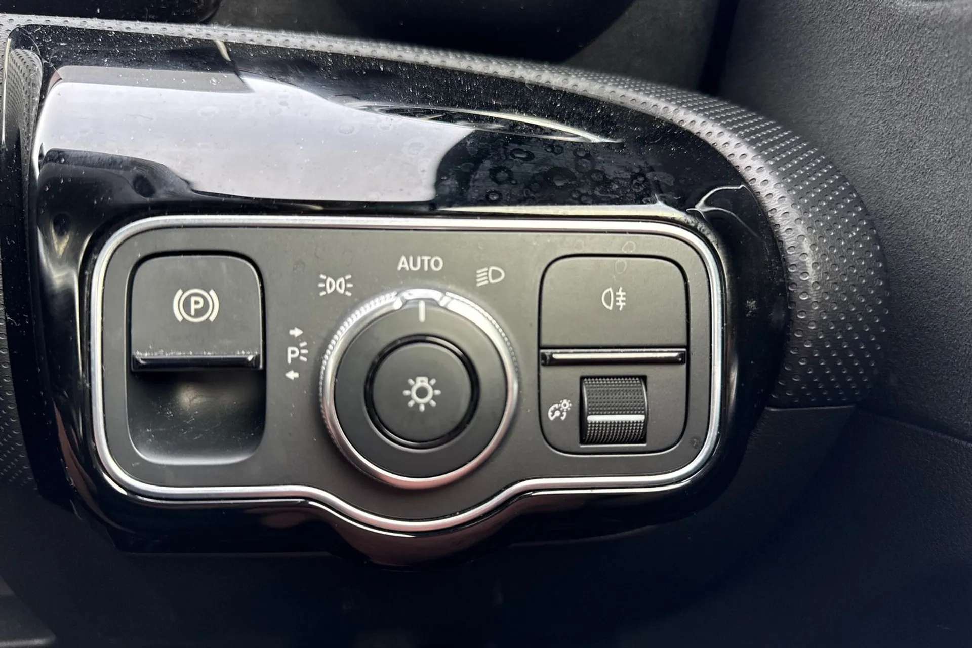 2020 MERCEDES-BENZ A CLASS 2020 MERCEDES-BENZ A CLASS