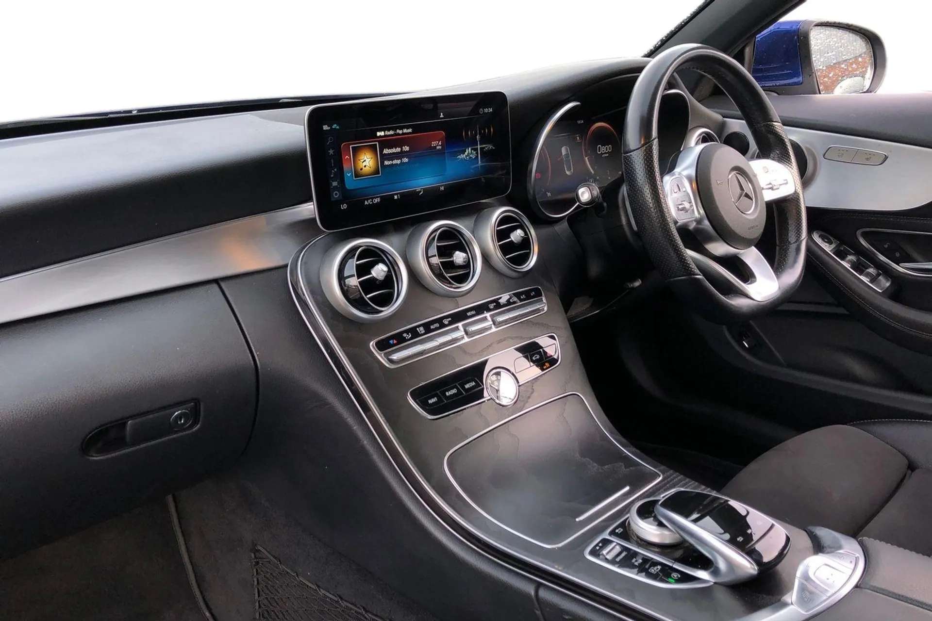 A 2020 MERCEDES-BENZ C CLASS C300d AMG Line Premium 2dr 9G-Tronic [ Mirror package , Interior lighting package , Seat comfort pack, Wireless charging , Active park assist with pa A 2020 MERCEDES-BENZ C CLASS C300d AMG Line Premium 2dr 9G-Tronic [ Mirror package , Interior lighting package , Seat comfort pack, Wireless charging , Active park assist with pa