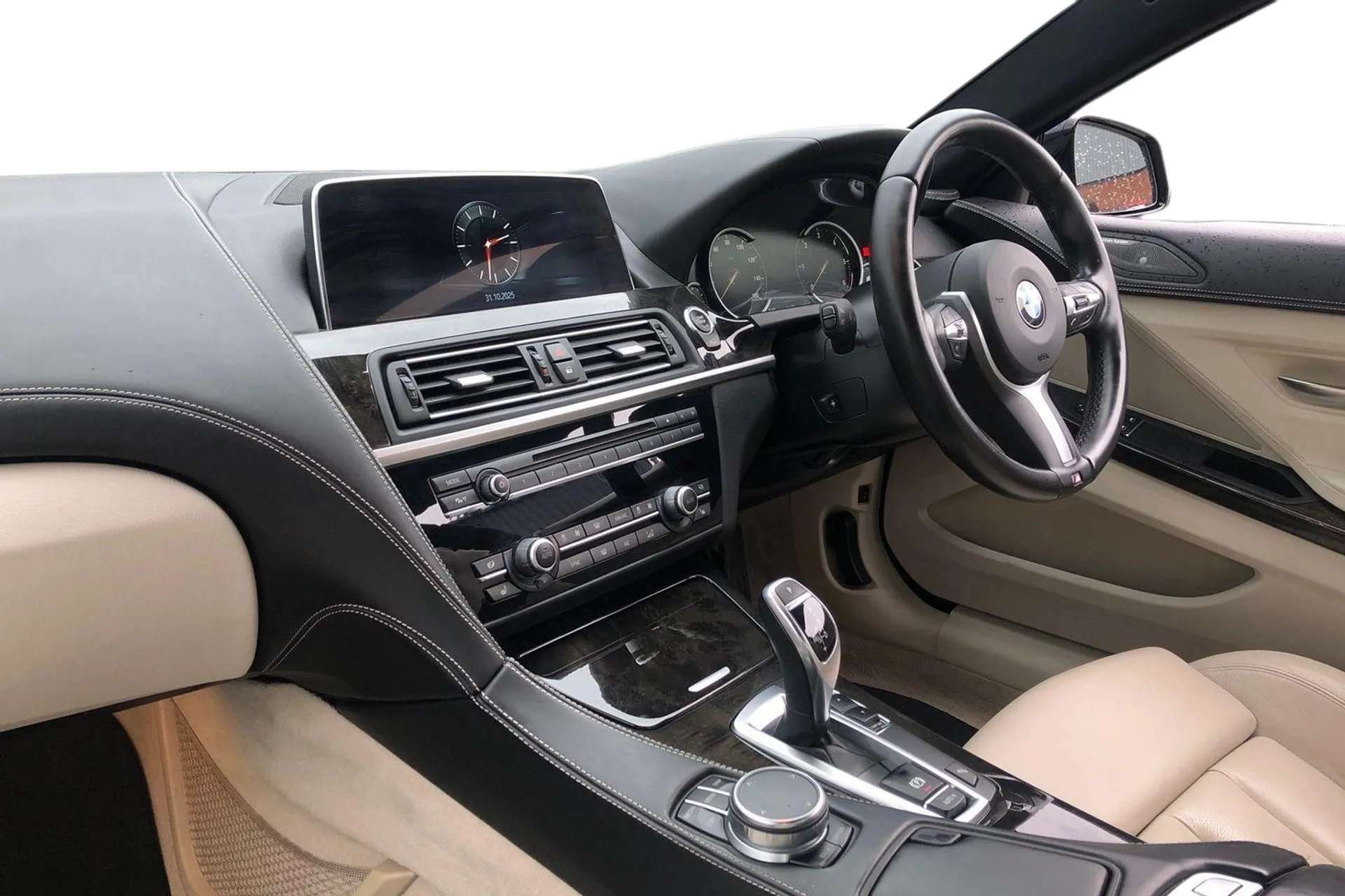 A 2017 BMW 6 SERIES 640d M Sport 2dr Auto [ Enhanced bluetooth with wireless charging , Reversing Assist camera , Speed limit display , Loudspeaker system - harman/kardon A 2017 BMW 6 SERIES 640d M Sport 2dr Auto [ Enhanced bluetooth with wireless charging , Reversing Assist camera , Speed limit display , Loudspeaker system - harman/kardon