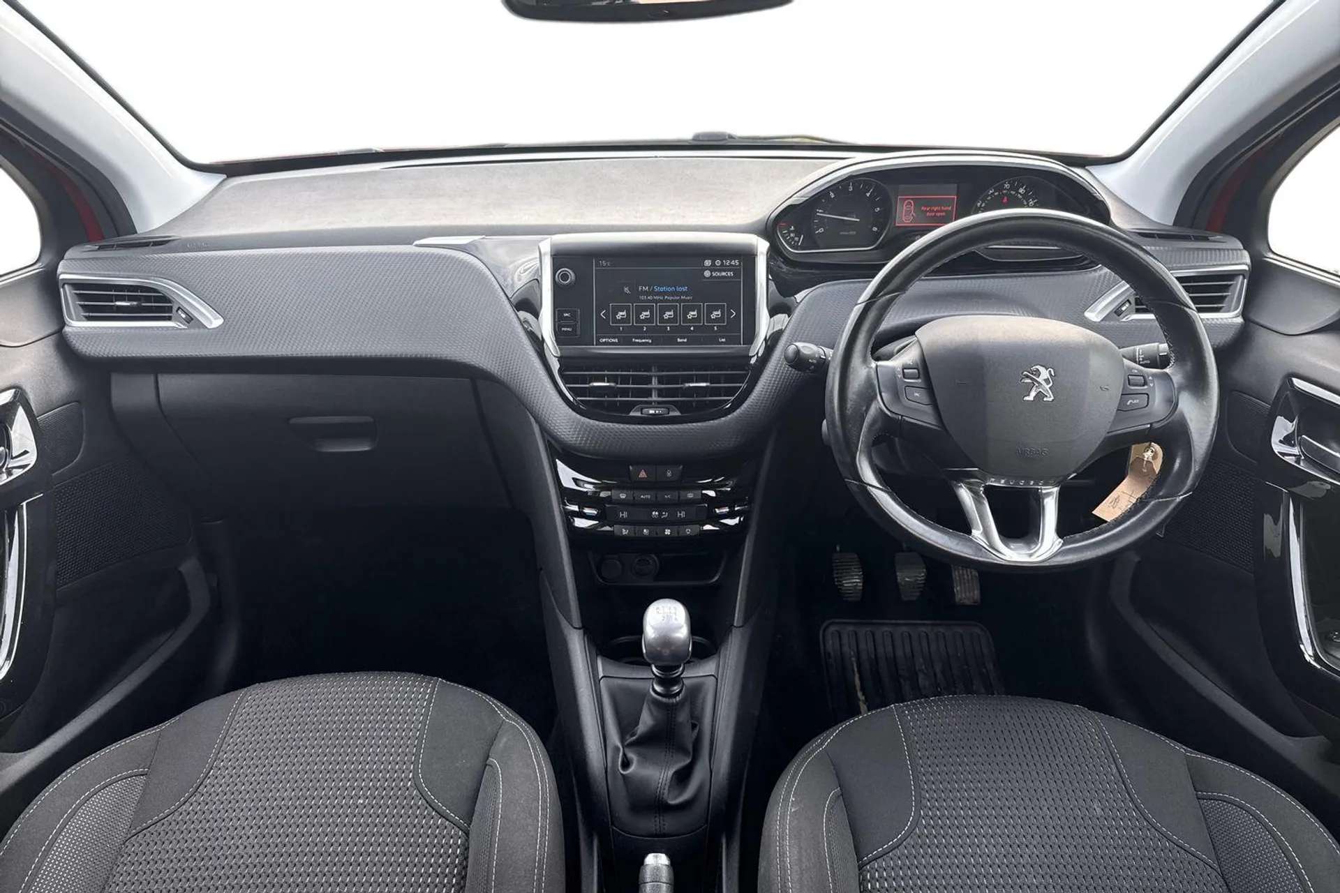 A 2018 PEUGEOT 208 1.5 BlueHDi Tech Edition 5dr [ Bluetooth system , Alarm , Mirror screen with mirror link and car play , Visibility pack , 16" Titane Matt black alloy A 2018 PEUGEOT 208 1.5 BlueHDi Tech Edition 5dr [ Bluetooth system , Alarm , Mirror screen with mirror link and car play , Visibility pack , 16" Titane Matt black alloy