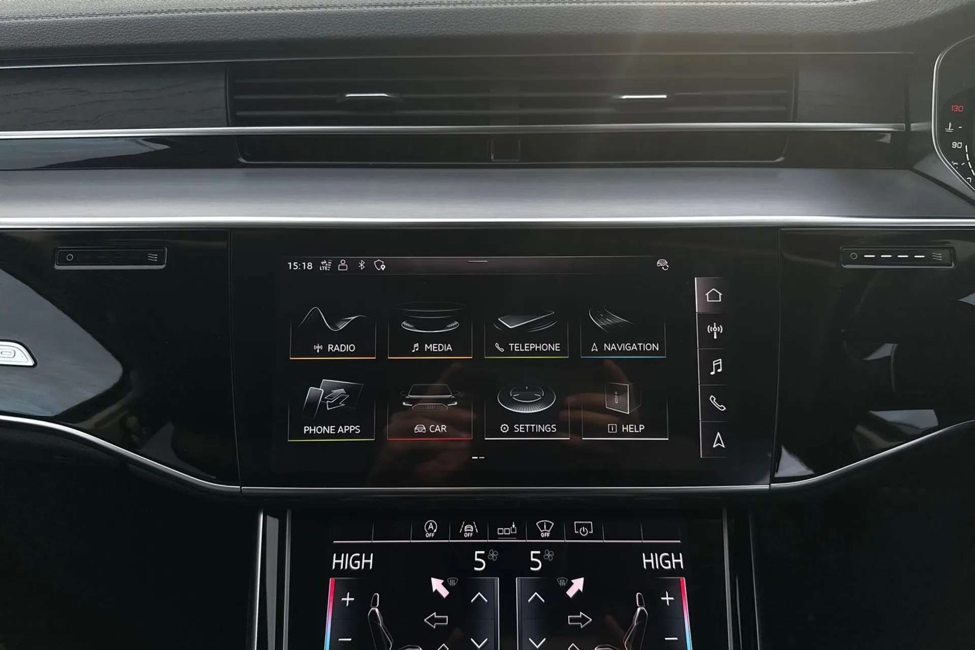2018 AUDI A8 2018 AUDI A8