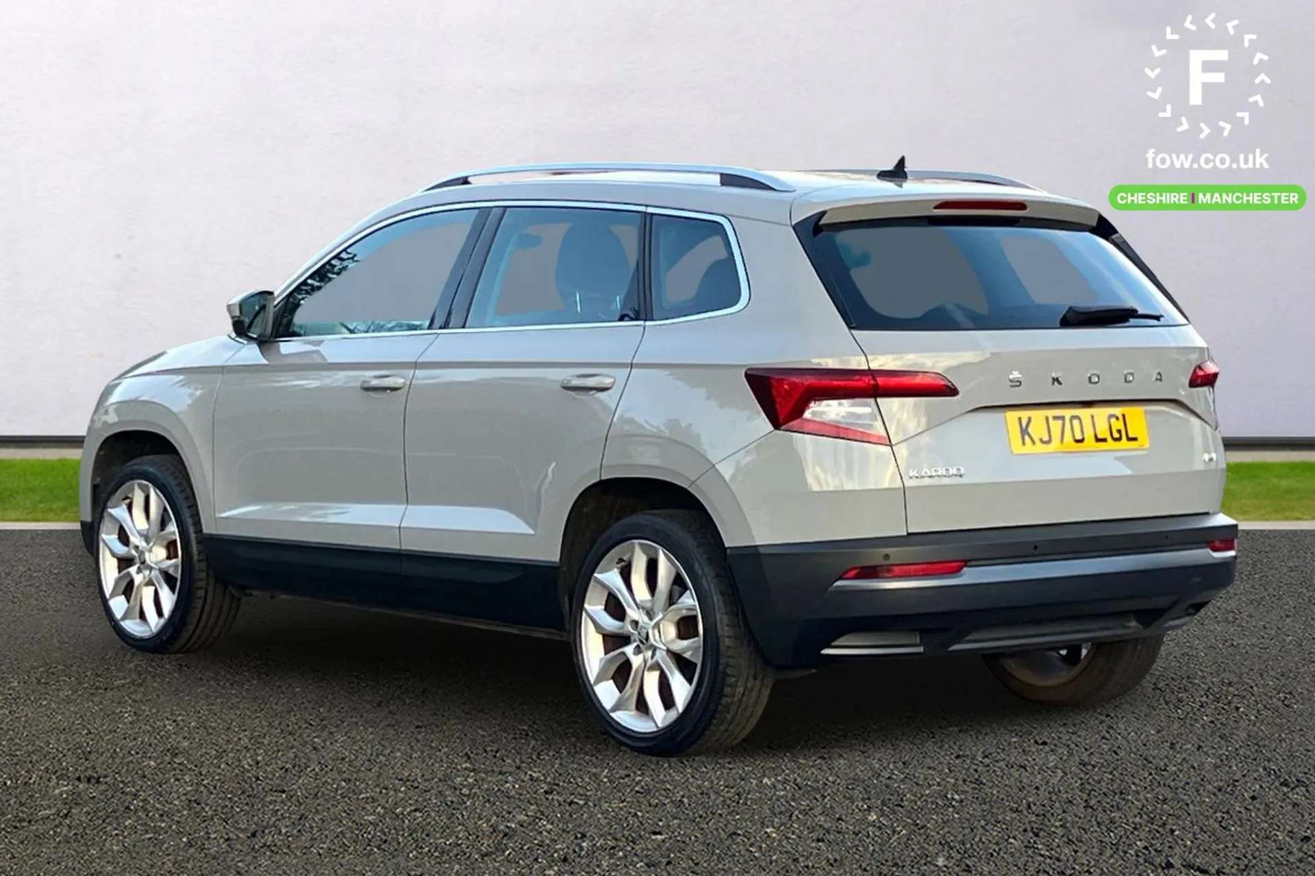 A 2020 SKODA KAROQ 2.0 TDI SE L 4x4 5dr DSG [ Rear view camera , Start/stop system with regenerative braking , Chrome roof rails + chrome pack , 19" Crater alloy wheels A 2020 SKODA KAROQ 2.0 TDI SE L 4x4 5dr DSG [ Rear view camera , Start/stop system with regenerative braking , Chrome roof rails + chrome pack , 19" Crater alloy wheels
