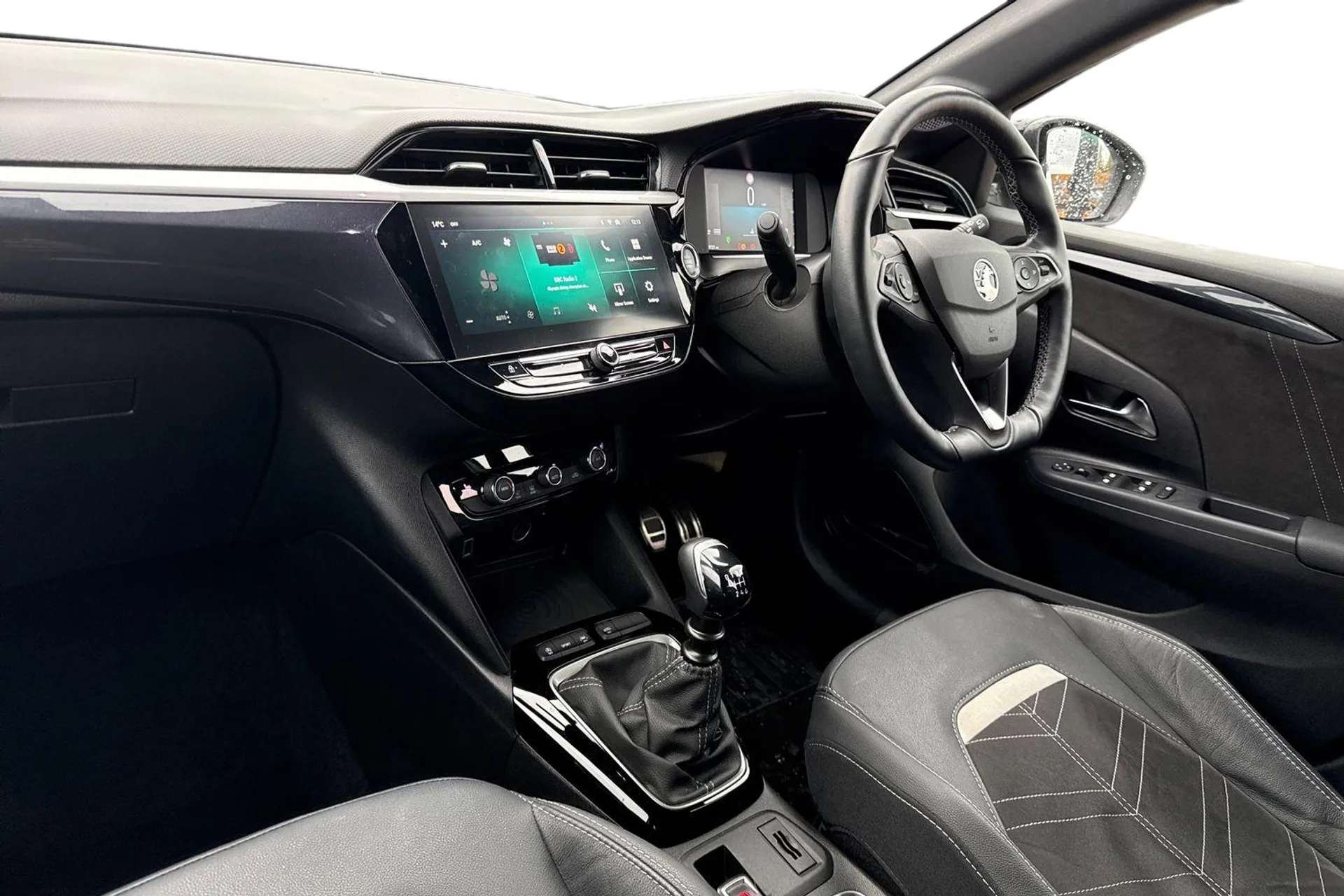 A 2023 VAUXHALL CORSA 1.2 Turbo Ultimate 5dr [ 17" Diamond-cut hi-gloss black alloy wheels , 180 degree panoramic rear view camera , Front camera system , Wireless charger A 2023 VAUXHALL CORSA 1.2 Turbo Ultimate 5dr [ 17" Diamond-cut hi-gloss black alloy wheels , 180 degree panoramic rear view camera , Front camera system , Wireless charger