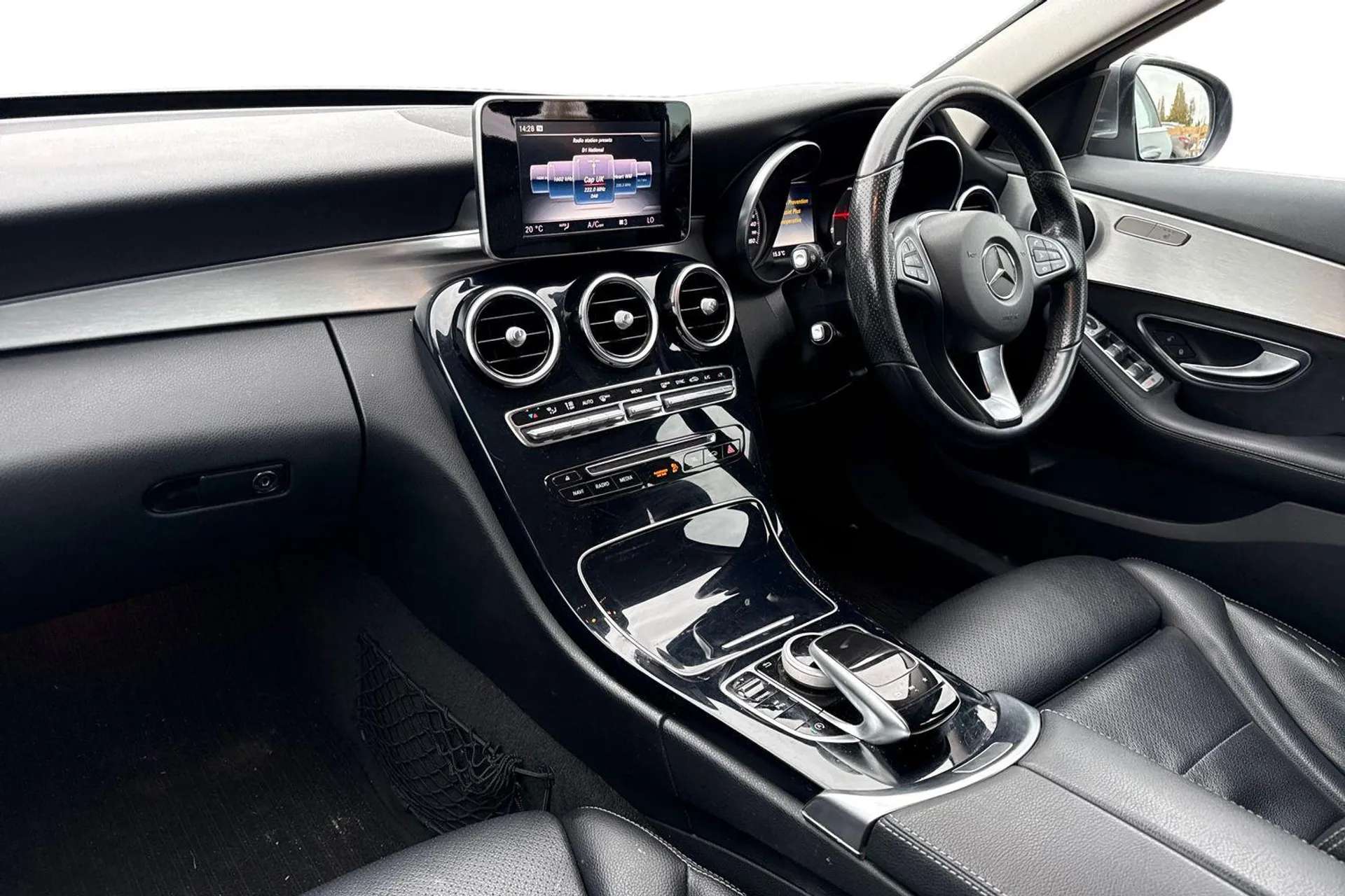 A 2017 MERCEDES-BENZ C CLASS C220d Sport 5dr 9G-Tronic [ Seat comfort pack , Lighting pack , Active park assist with parktronic system , Power opening/closing tailgate , Collision A 2017 MERCEDES-BENZ C CLASS C220d Sport 5dr 9G-Tronic [ Seat comfort pack , Lighting pack , Active park assist with parktronic system , Power opening/closing tailgate , Collision