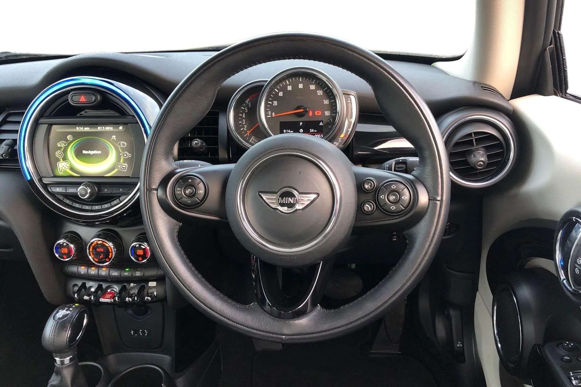 2018 MINI HATCH 2018 MINI HATCH