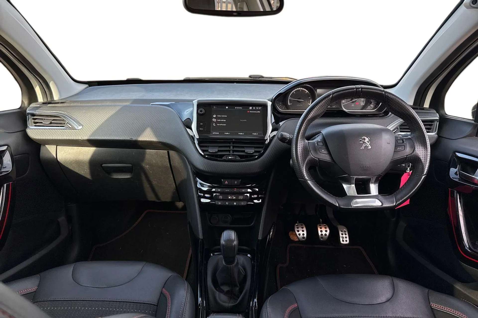 2019 PEUGEOT 2008 2019 PEUGEOT 2008