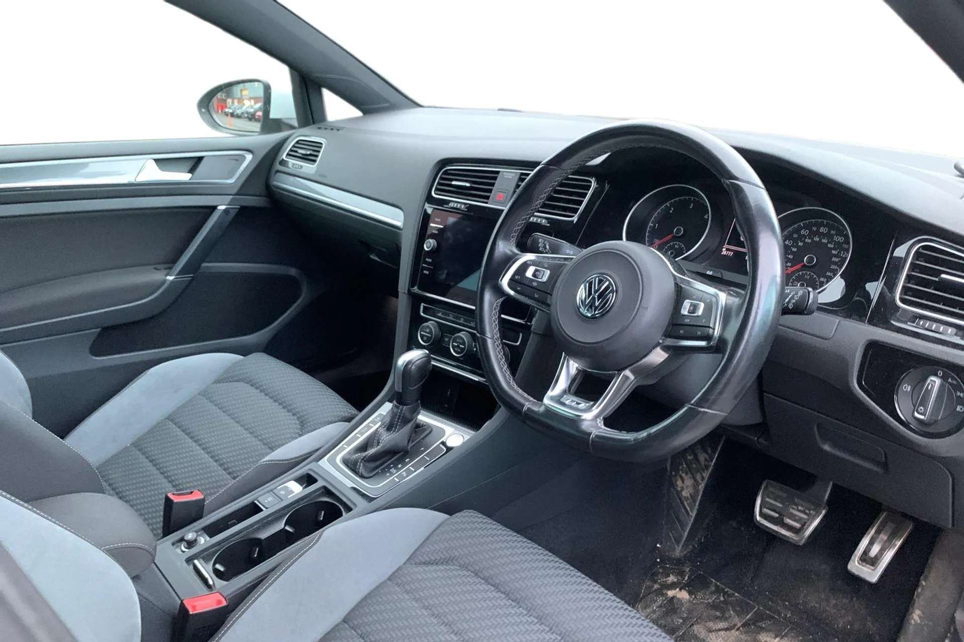 2020 VOLKSWAGEN GOLF 2020 VOLKSWAGEN GOLF