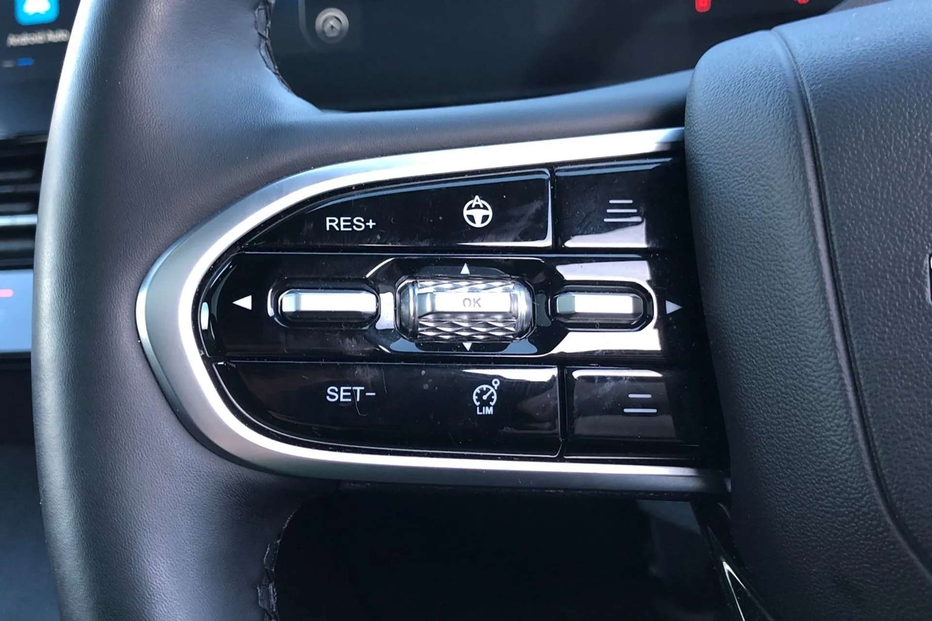 2025 OMODA 5 2025 OMODA 5