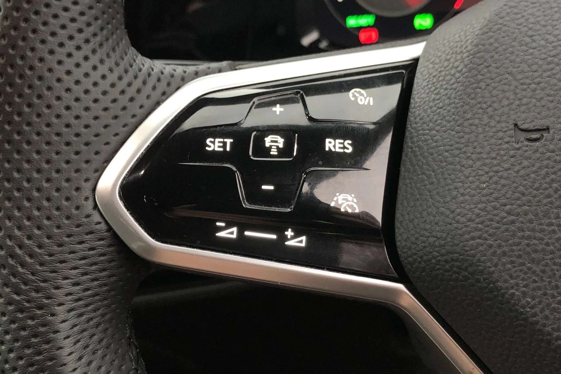 2021 VOLKSWAGEN GOLF 2021 VOLKSWAGEN GOLF