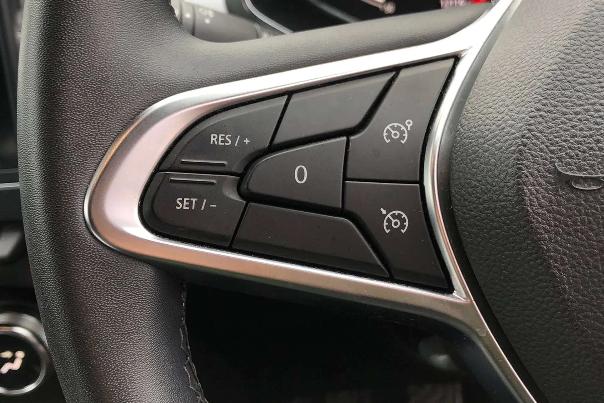 2022 RENAULT CAPTUR 2022 RENAULT CAPTUR